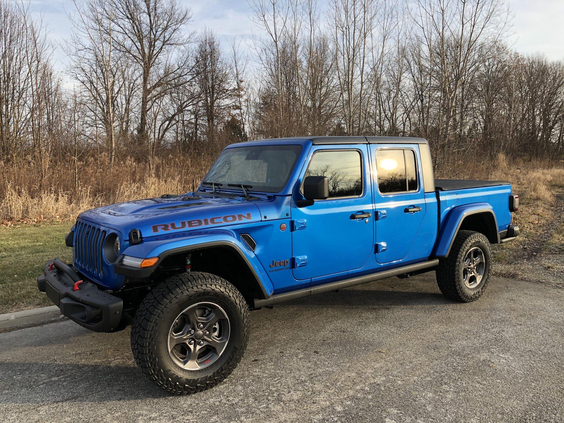 Jeep Gladiator Anyone Else Really Like Looking at Your Parked Rig? 28DF9435-7EA8-4573-90F4-EE7A444D5F12
