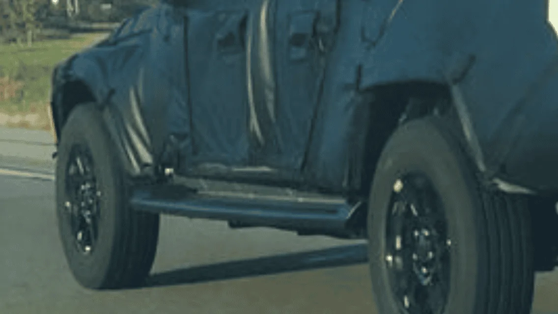 Jeep Gladiator Jeep Gladiator Pickup Truck (JT) Spy Pics and Videos! 3F49E783-1632-45A7-9B63-3C920A6C4EEF