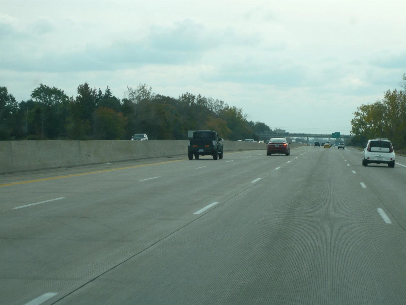 Jeep Gladiator I75 flying newj