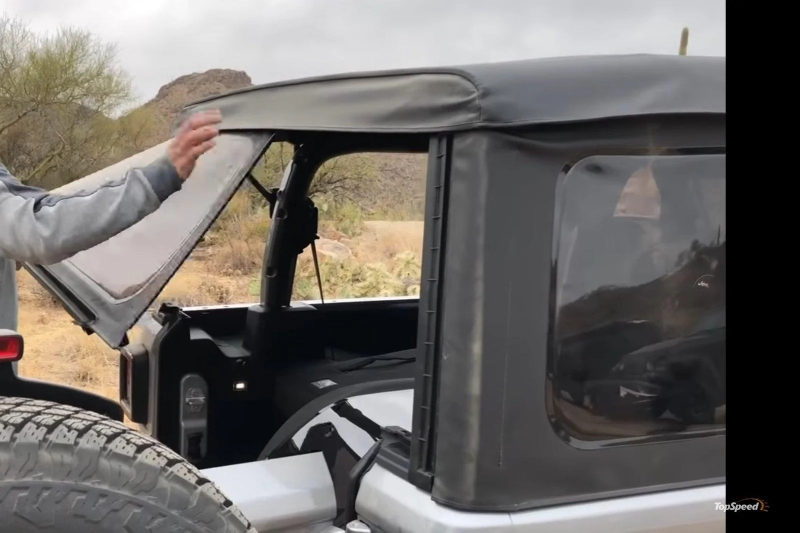 Jeep Gladiator Jeep Gladiator Soft Top 20181116_152224