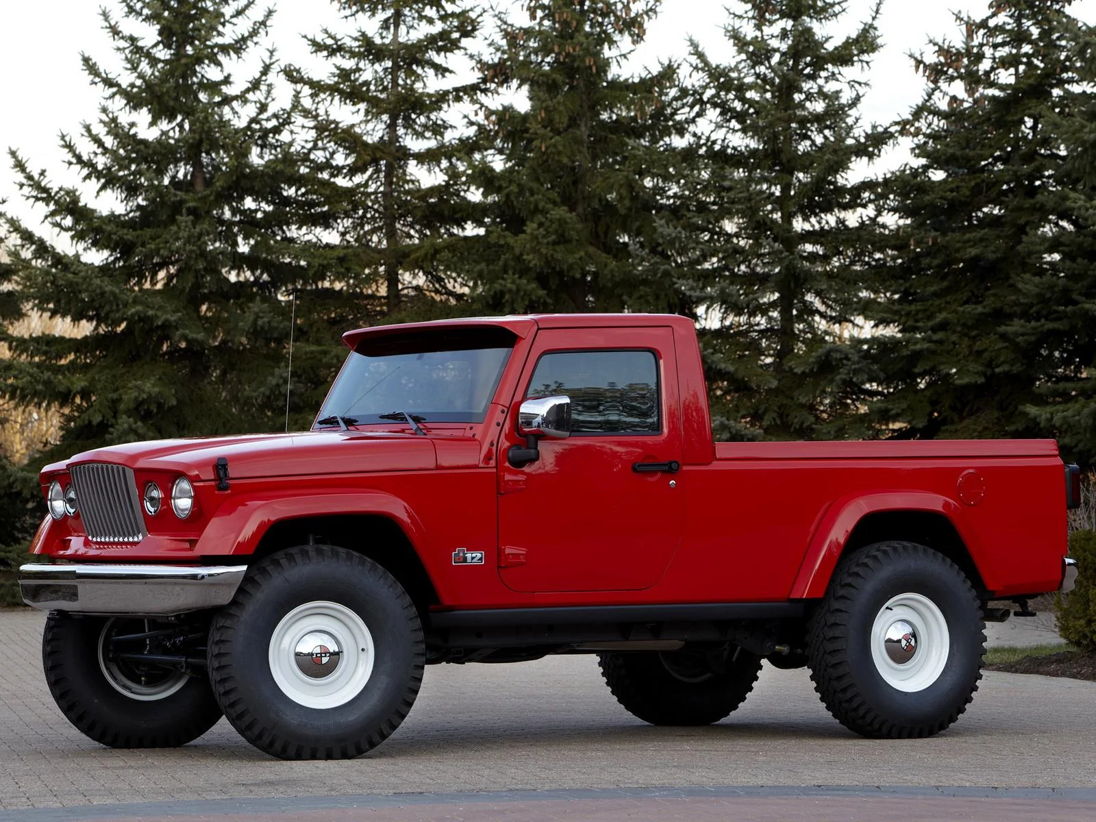 Jeep Gladiator **2020 Jeep Gladiator official pics and specs** a4f9f807-jeep-j-12-4