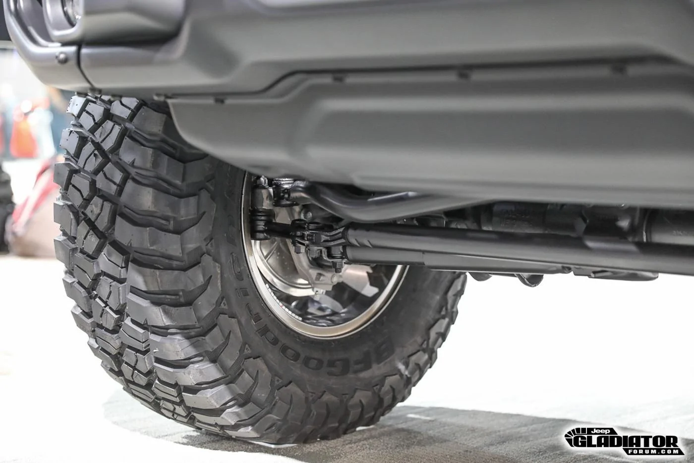 Jeep Gladiator Mopar Accessorized 2020 Jeep Gladiator (in Sting Gray) 2020-Jeep-Gladiator-JT-Pickup-Truck-Mopar-Accessories-LA-Auto-Show-47