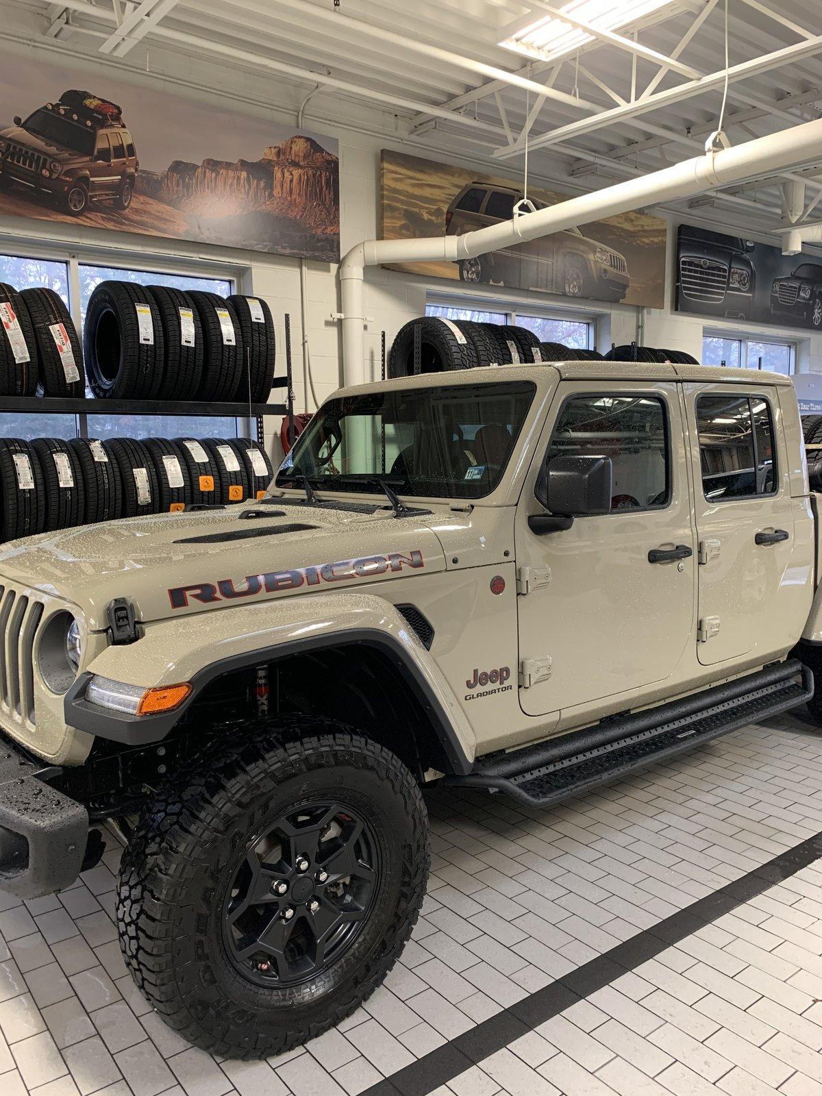 Jeep Gladiator Where are my future Gobis 401E4A61-4FAE-4492-A505-273FE6FAE92C