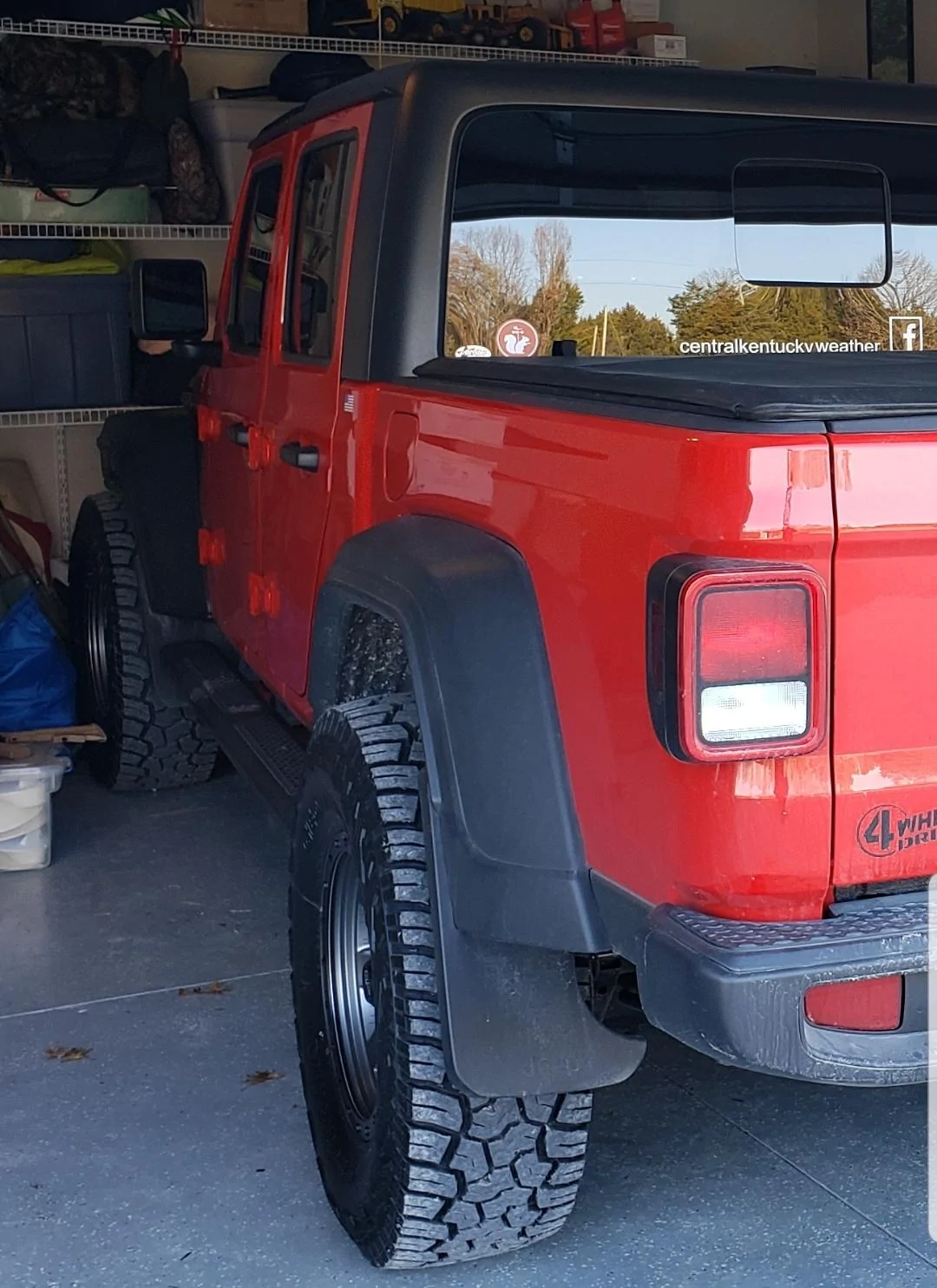Jeep Gladiator Gladiator Wheel Offset Screenshot_20191211-135122_Gallery[1]