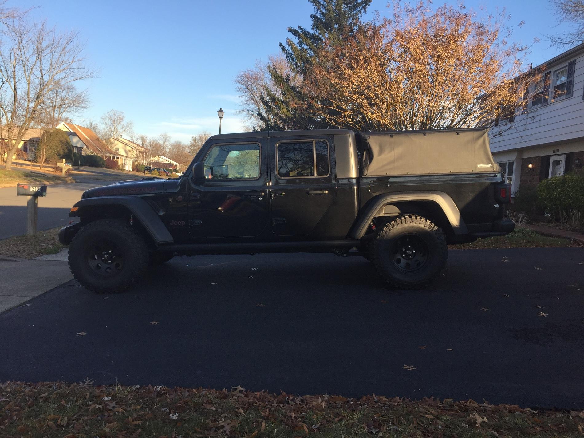 Jeep Gladiator Special Ops JTR (w/ SoftTopper installed) 6KvnV8m
