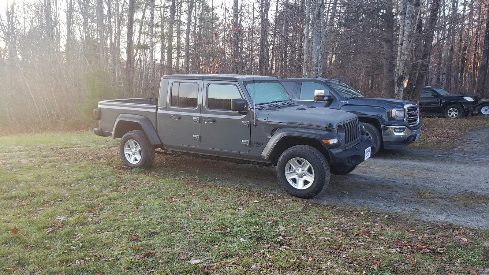 Jeep Gladiator Vendor Invictus Off Road vNajkqTr9kF_At2BAujCYaTWO-rhMYt7TYaj26cD_NLm4jrBpEYB0b_qz65NhFtSL2uhyEVX6PbPIlSrfg=w1598-h899-no