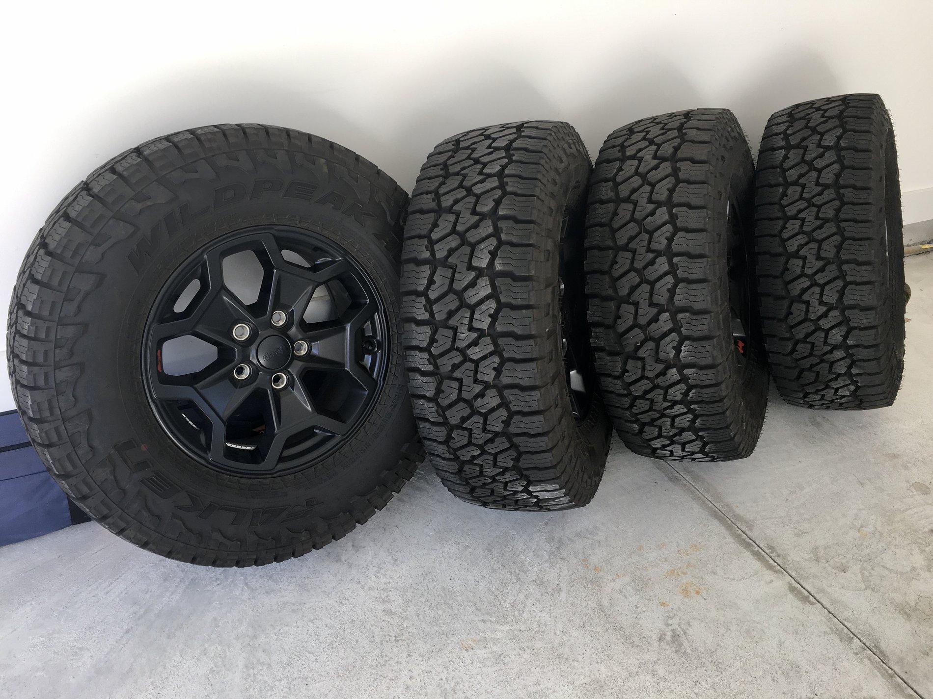 Jeep Gladiator 4-Rubicon LE Wheels/Falken AT3 Tires 34D49A3F-008E-4DAB-995C-D1CE26EE6EF0