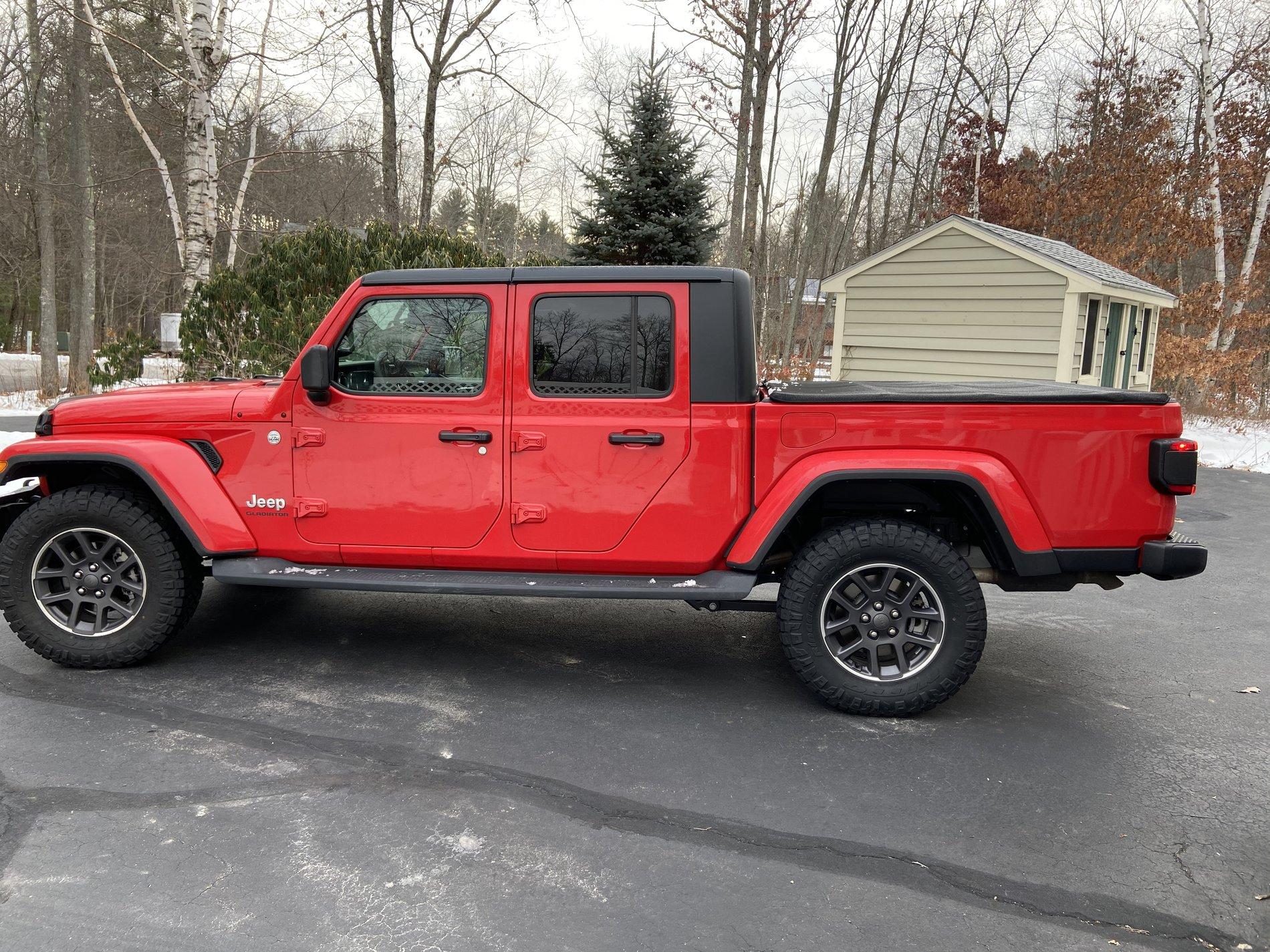 Jeep Gladiator Anyone have pics of overland with 275’s? 979A507F-A9F8-438B-8F2A-0EF02681A69E