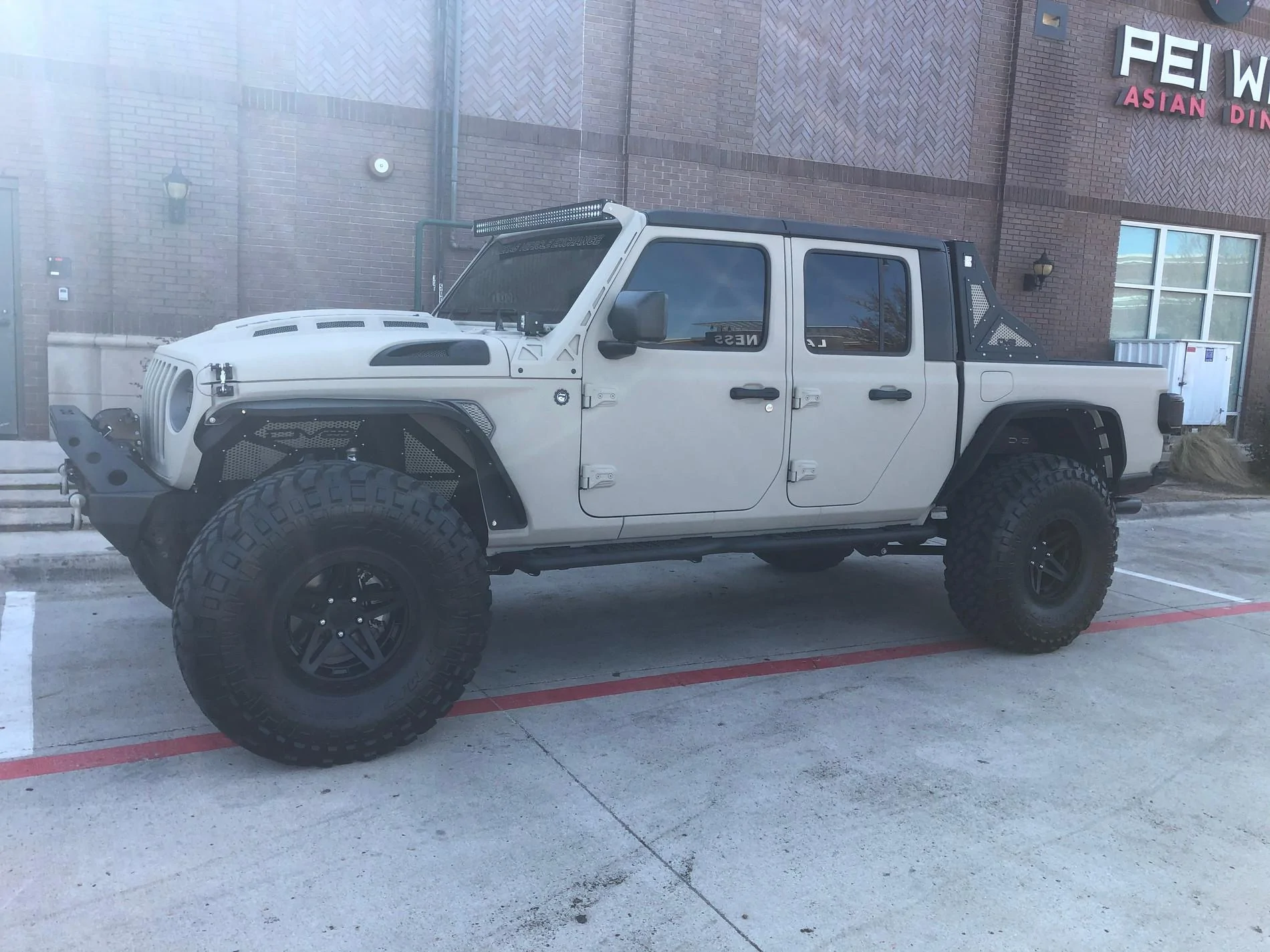 Jeep Gladiator Picked up this DV8 Gladiator this week wU29Ovd