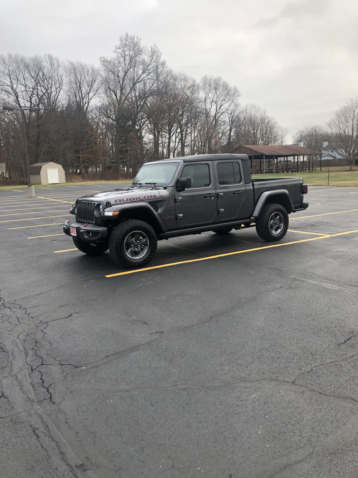 Jeep Gladiator Out with the new and in with the new 4820D1E9-C95D-40AF-82FA-B9110900DD6F
