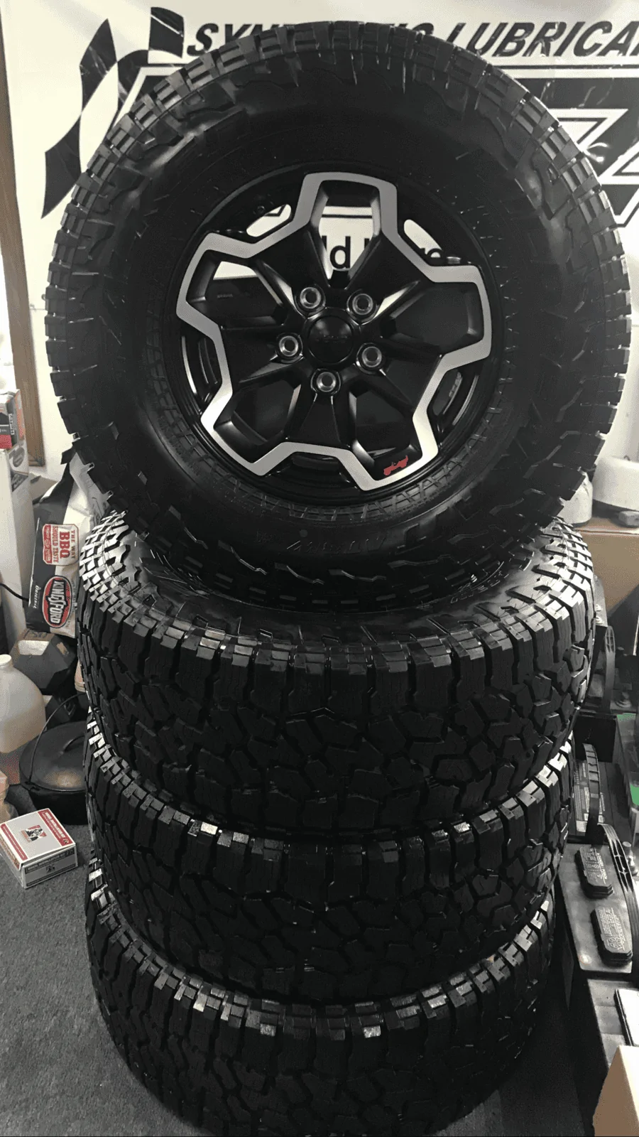 Jeep Gladiator JT Rubicon upgrade wheels and tires C281966C-EBE1-43F3-809E-EF47894F399F