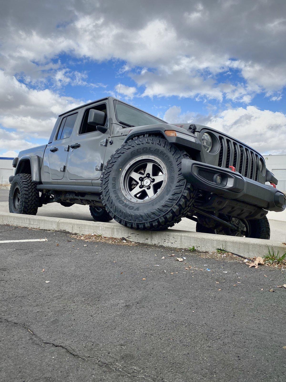 Jeep Gladiator STING GRAY Gladiator JT Club IMG_3472.JPG