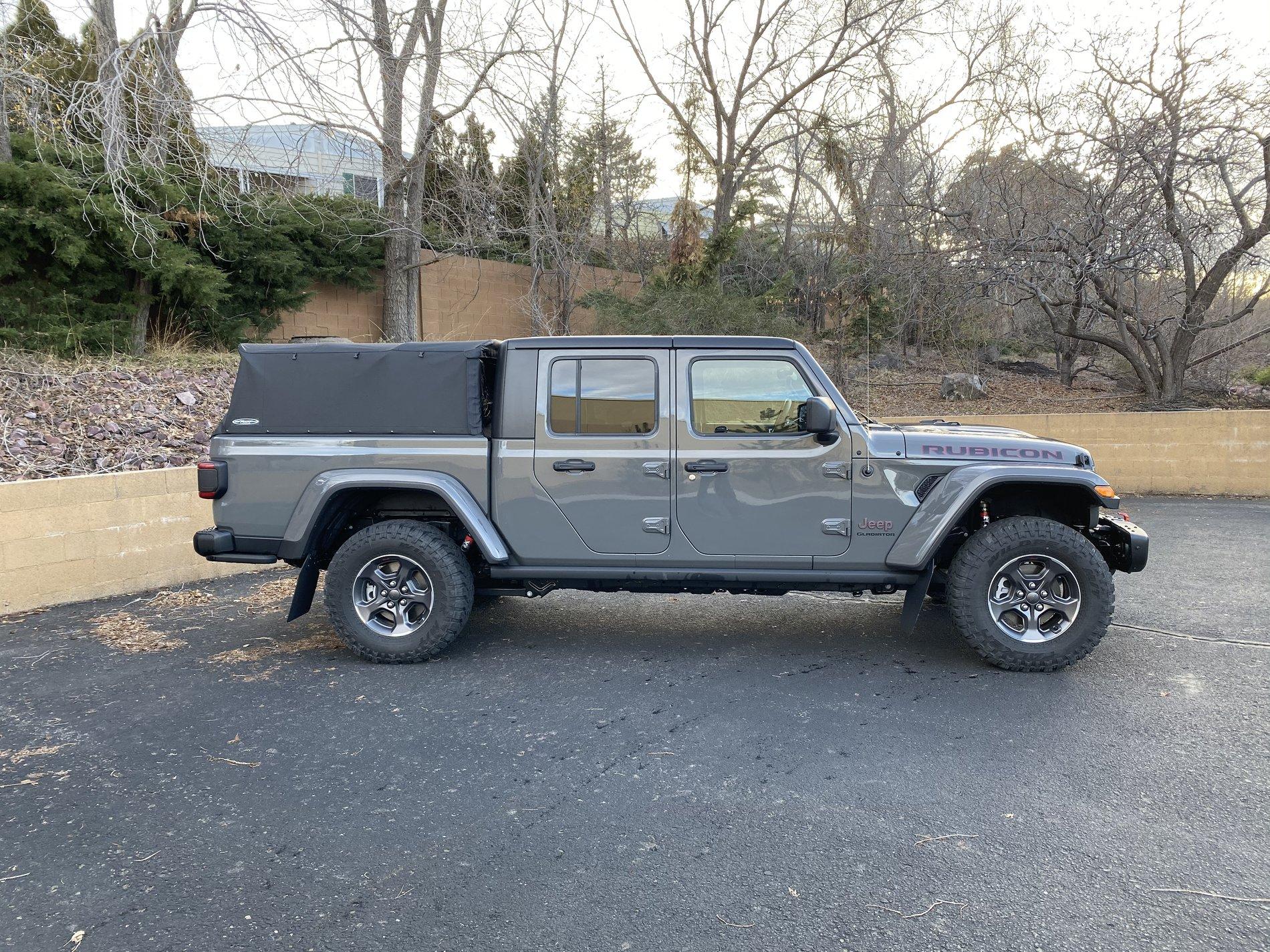 Jeep Gladiator STING GRAY Gladiator JT Club ADE631D6-BC6B-4BBC-B4FD-FDD18A0FADE3
