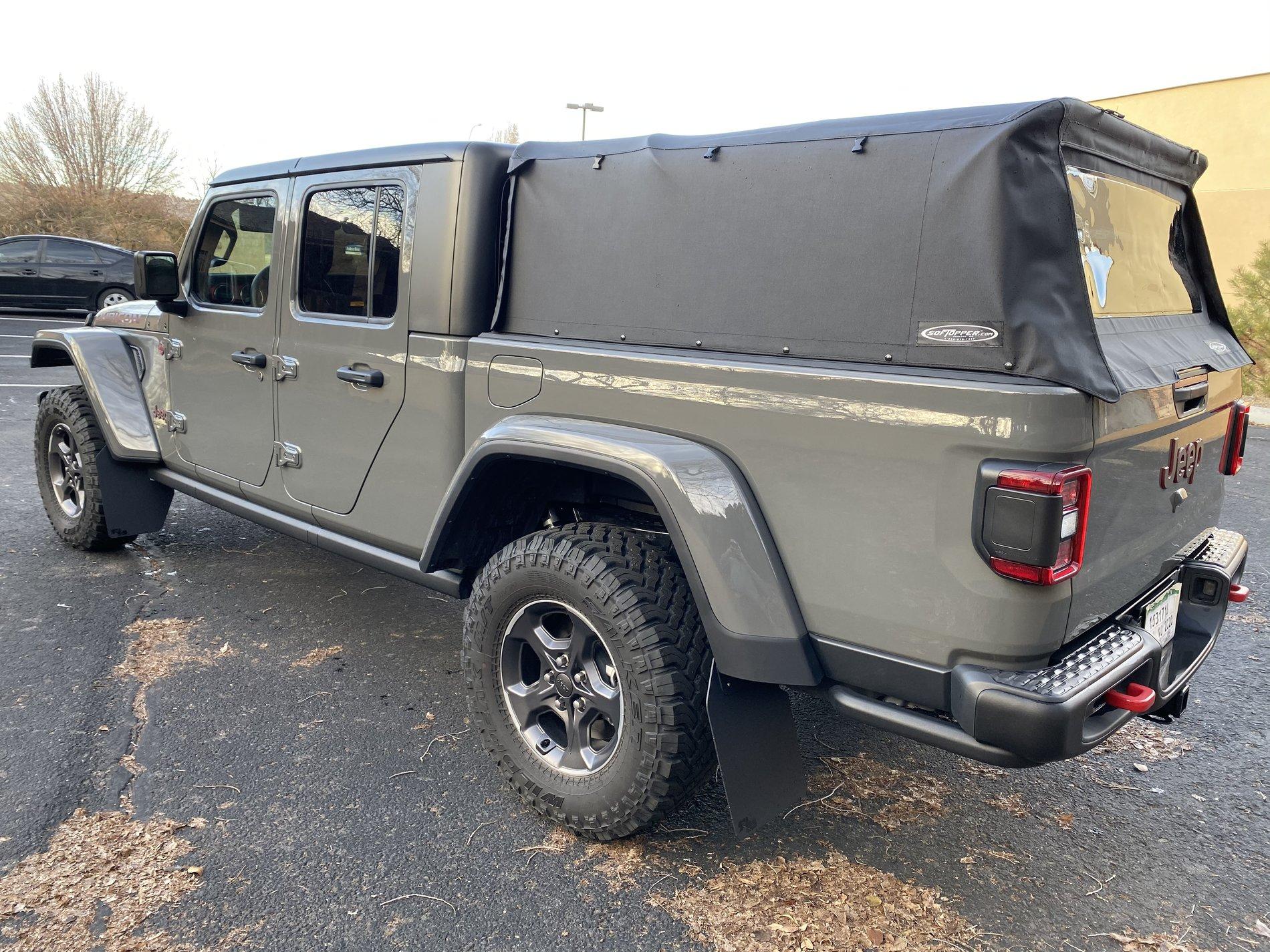 Jeep Gladiator STING GRAY Gladiator JT Club 13D2BD53-841B-4BF0-9405-EA29ADE09A03