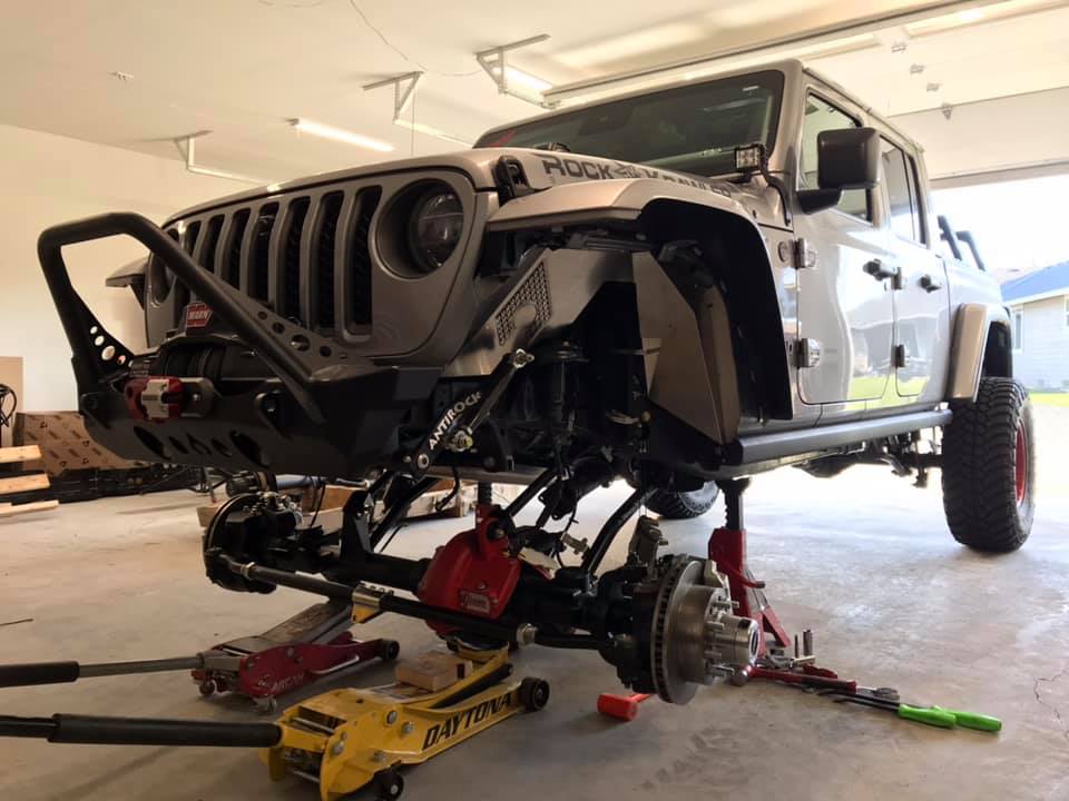 Jeep Gladiator Breakover angle 77277265_2520125138057364_8951549887472730112_n