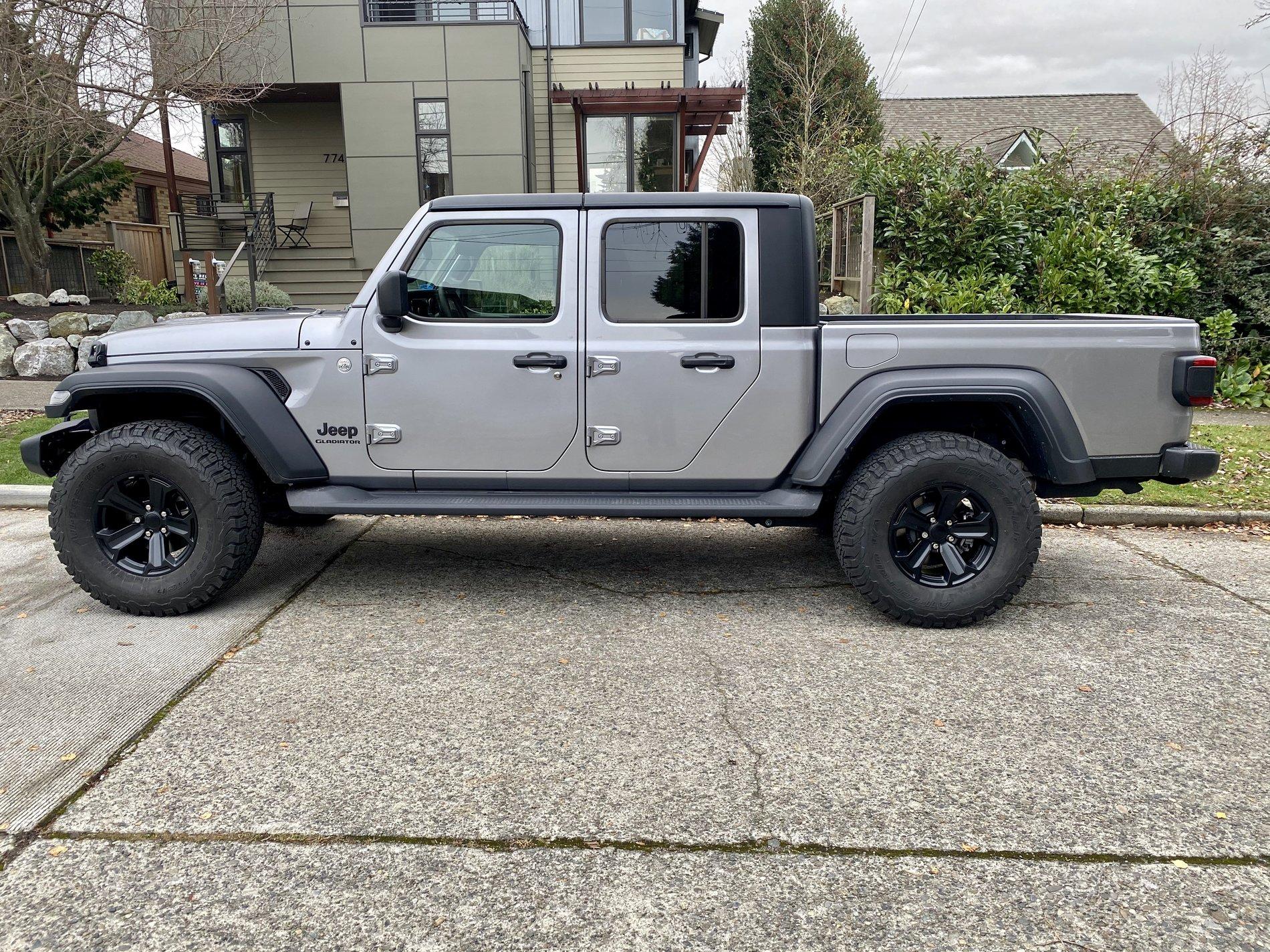 Jeep Gladiator What wheels are you putting on you JT? BE067262-A91A-4BBE-B5CF-292BE9DD610E