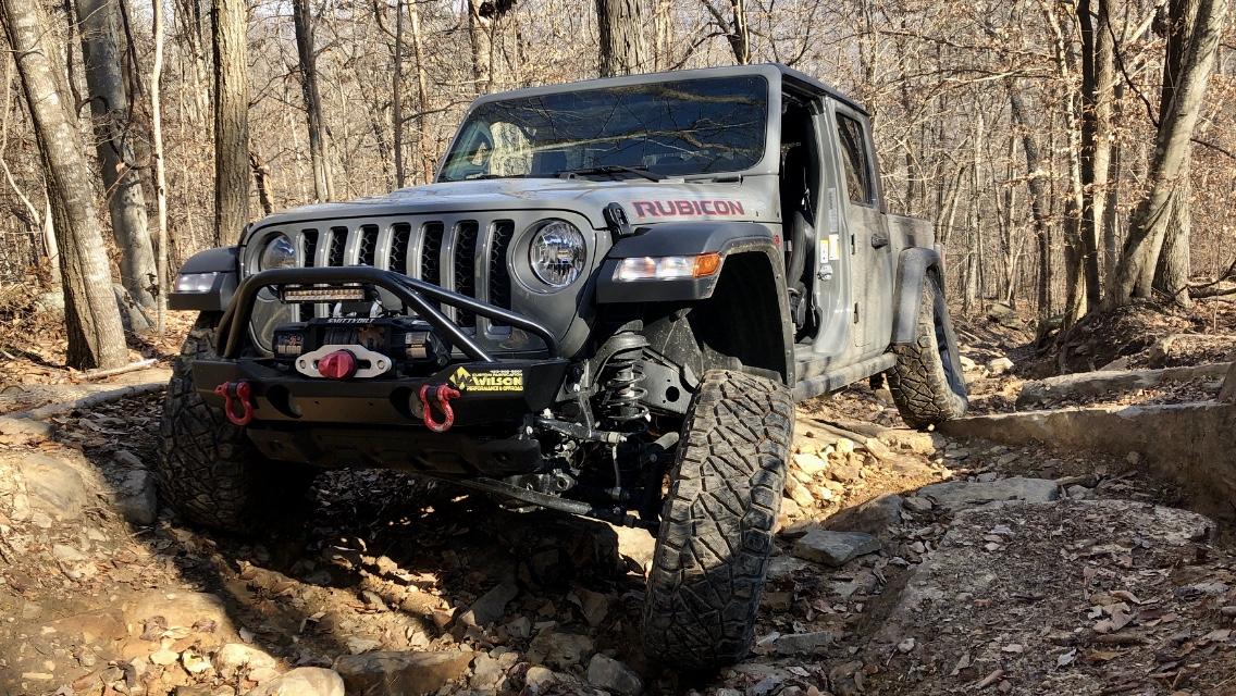 Jeep Gladiator 2 questions 3BE18A53-70A6-4FCE-8C9C-2B16F959CEF6