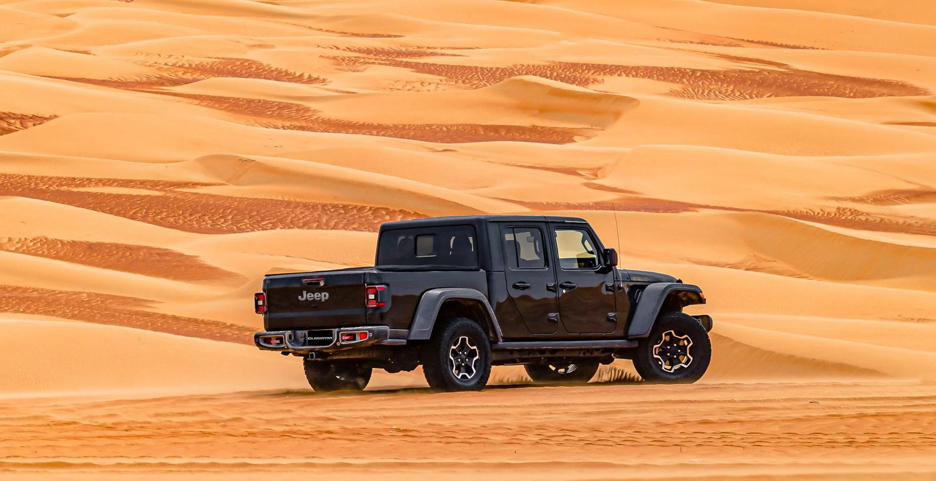 Jeep Gladiator Jeep Gladiator Arrives in Middle East With Limited Launch Edition 2020-jeep-gladiator-middle-east-launch-edition5