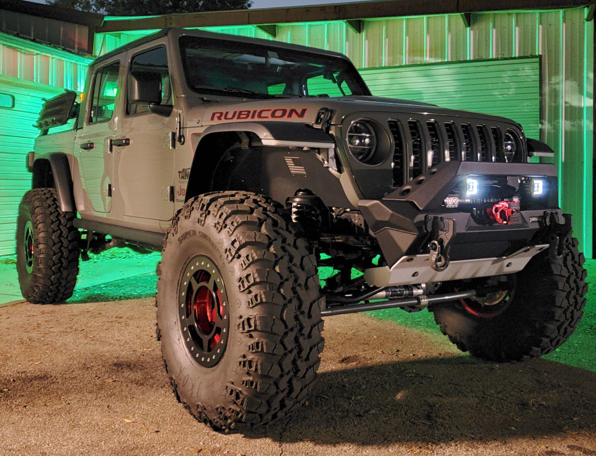 Jeep Gladiator BUMPERS! 20191212_193524~2