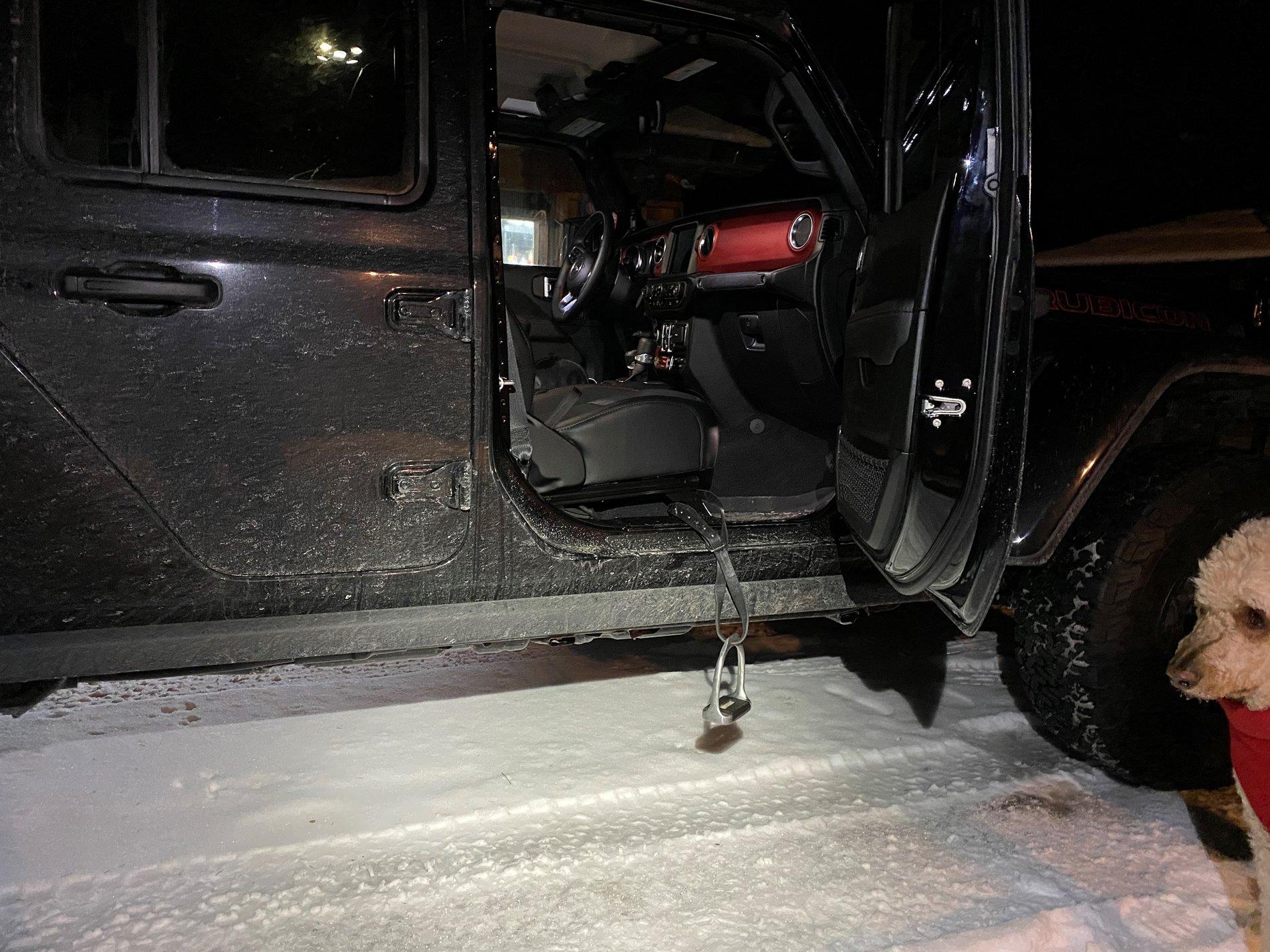 Jeep Gladiator Cheap steps Stirru