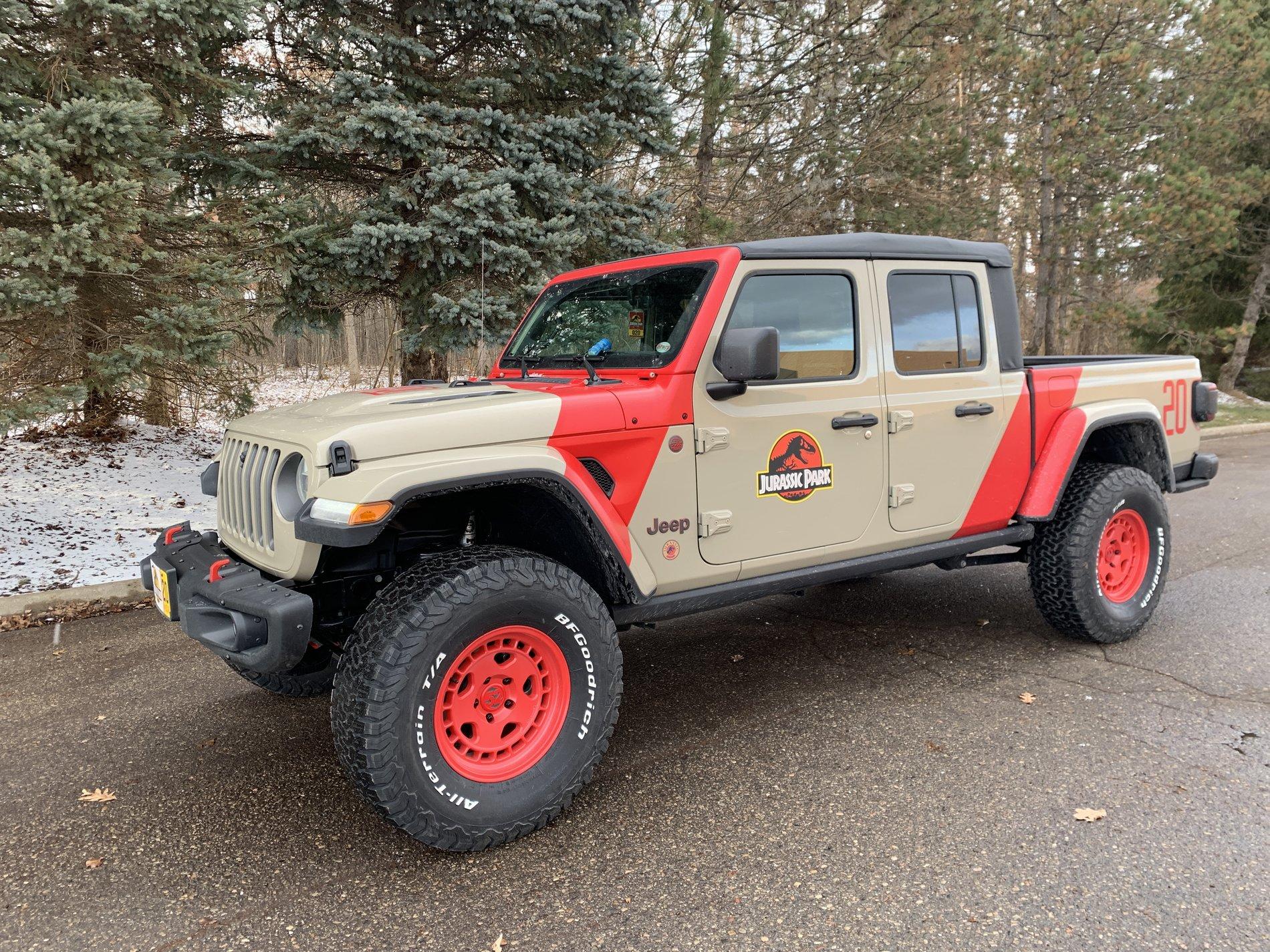 Jeep Gladiator Gladiators on Mopar 2" Lift Kit B9A6817B-6298-452F-915F-2F592753C060