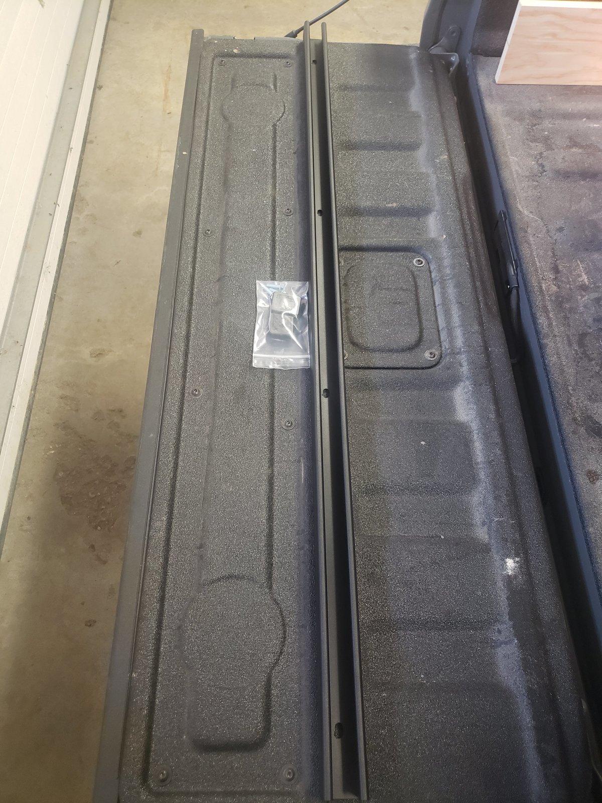 Jeep Gladiator Builtright Trail Rail and panels 20191214_155951 (1)