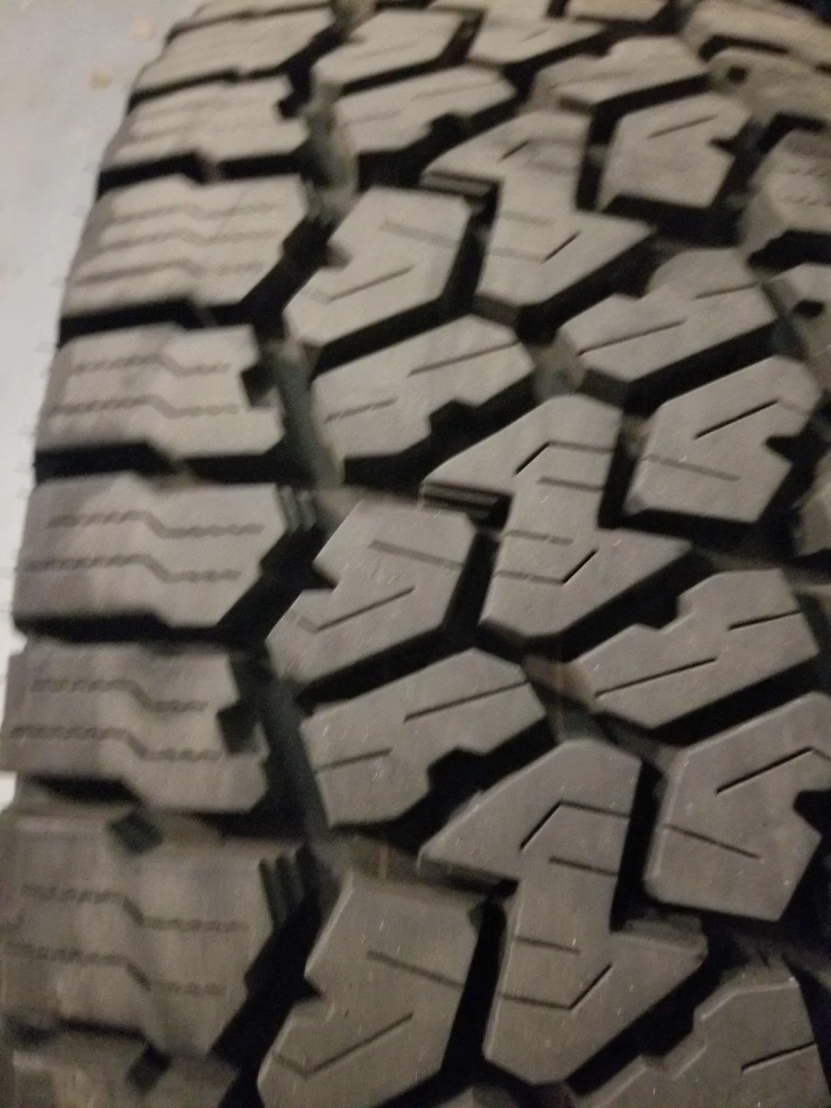 Jeep Gladiator Rubicon Stock Wheels and tires 20191217_070140