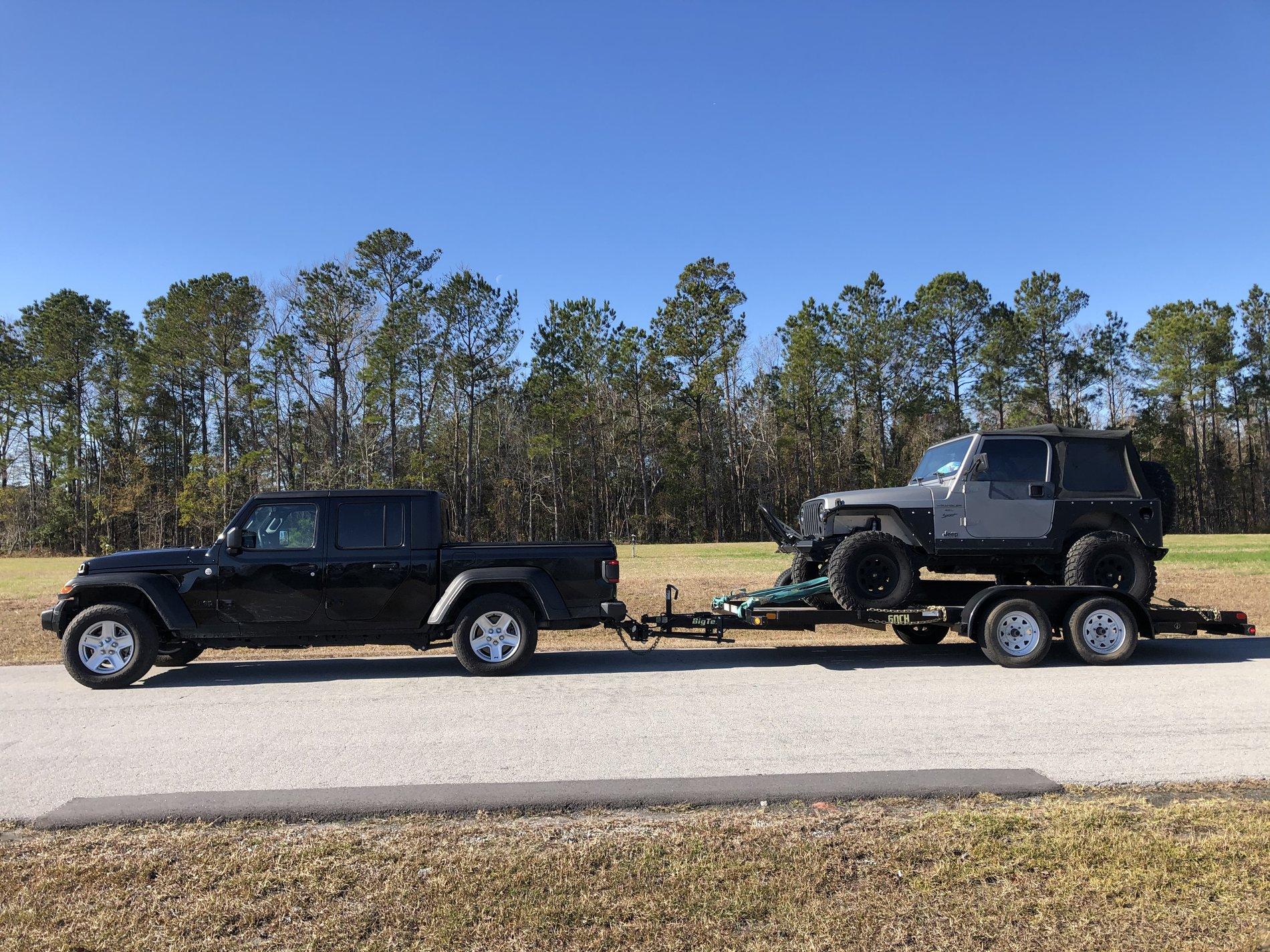Jeep Gladiator Towing my TJ 69DF7DDB-AD22-4855-8D78-9C8335BAB5C4