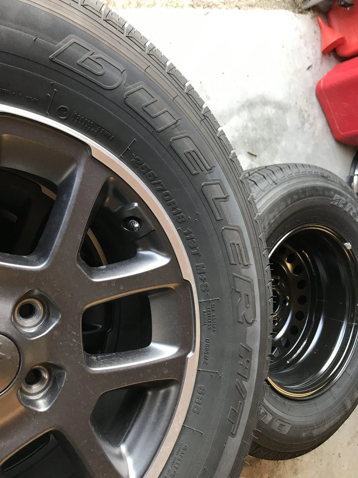 Jeep Gladiator Overland take off wheels abd tires IMG_1371