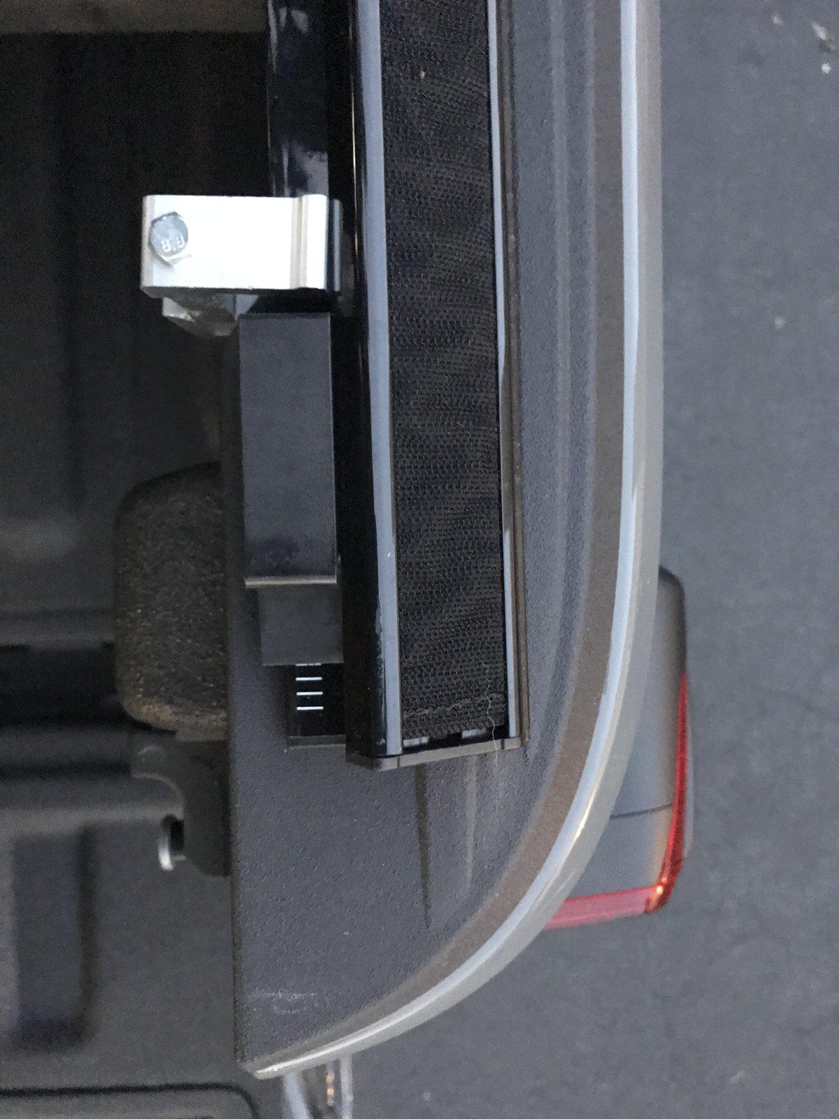 Jeep Gladiator Tonneau Cover Installed - Saved MONEY! 3D166F41-17AD-4D47-A6B5-EDEFC653ED15