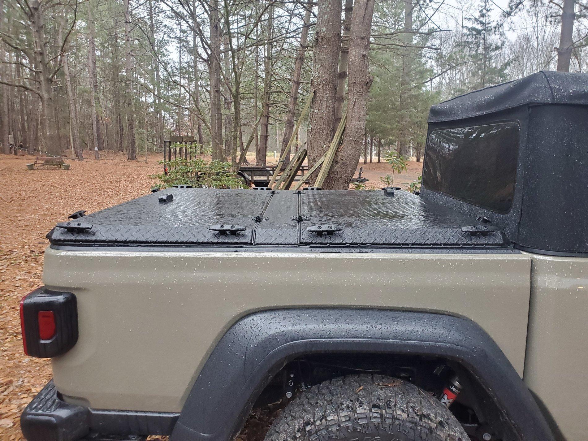 Jeep Gladiator Aftermarket Tonneau Covers? 20191222_154754
