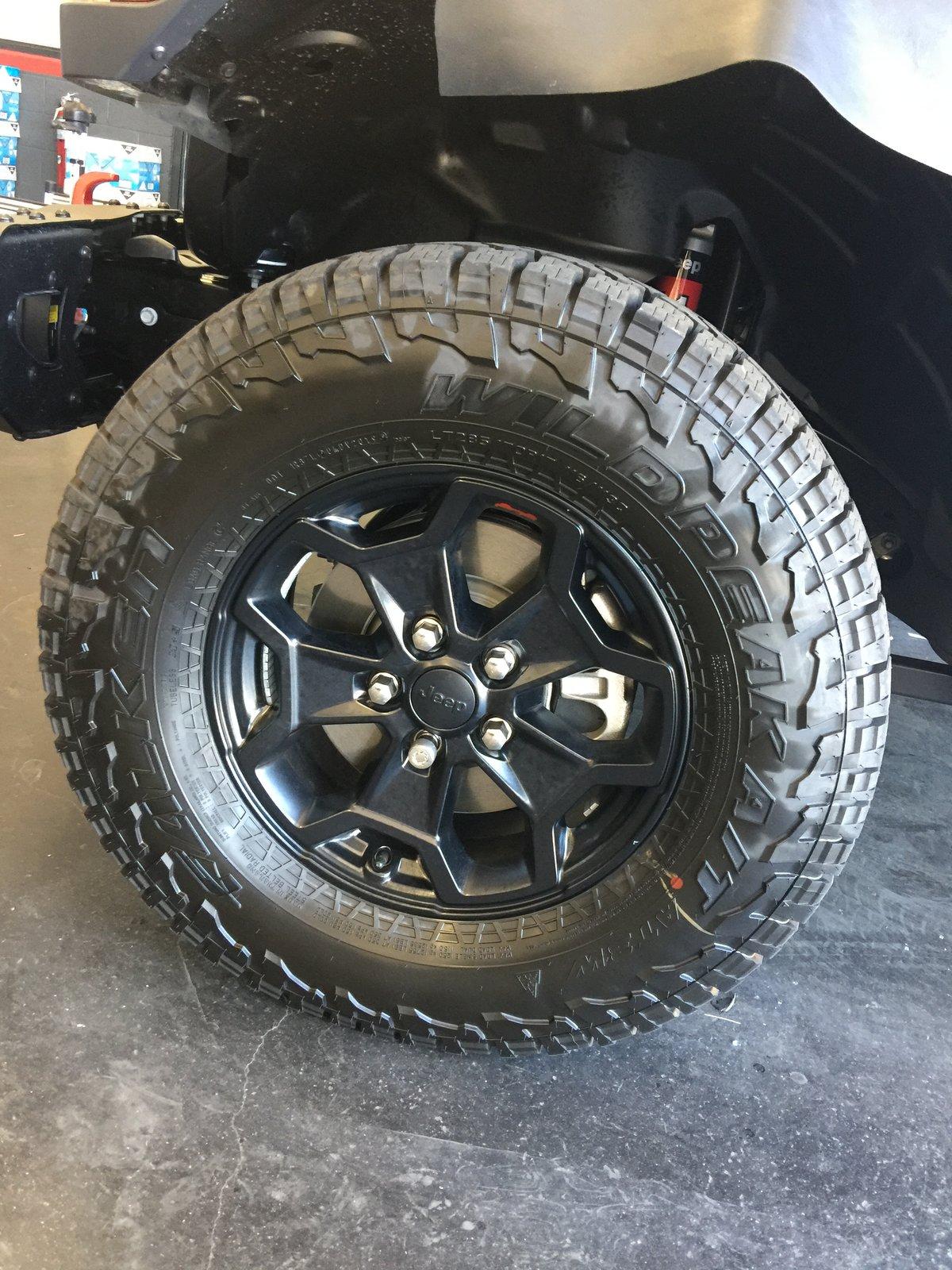 Jeep Gladiator Wheel differences 3823737f-b581-4b84-a122-e0bfbad26cc1-jpe