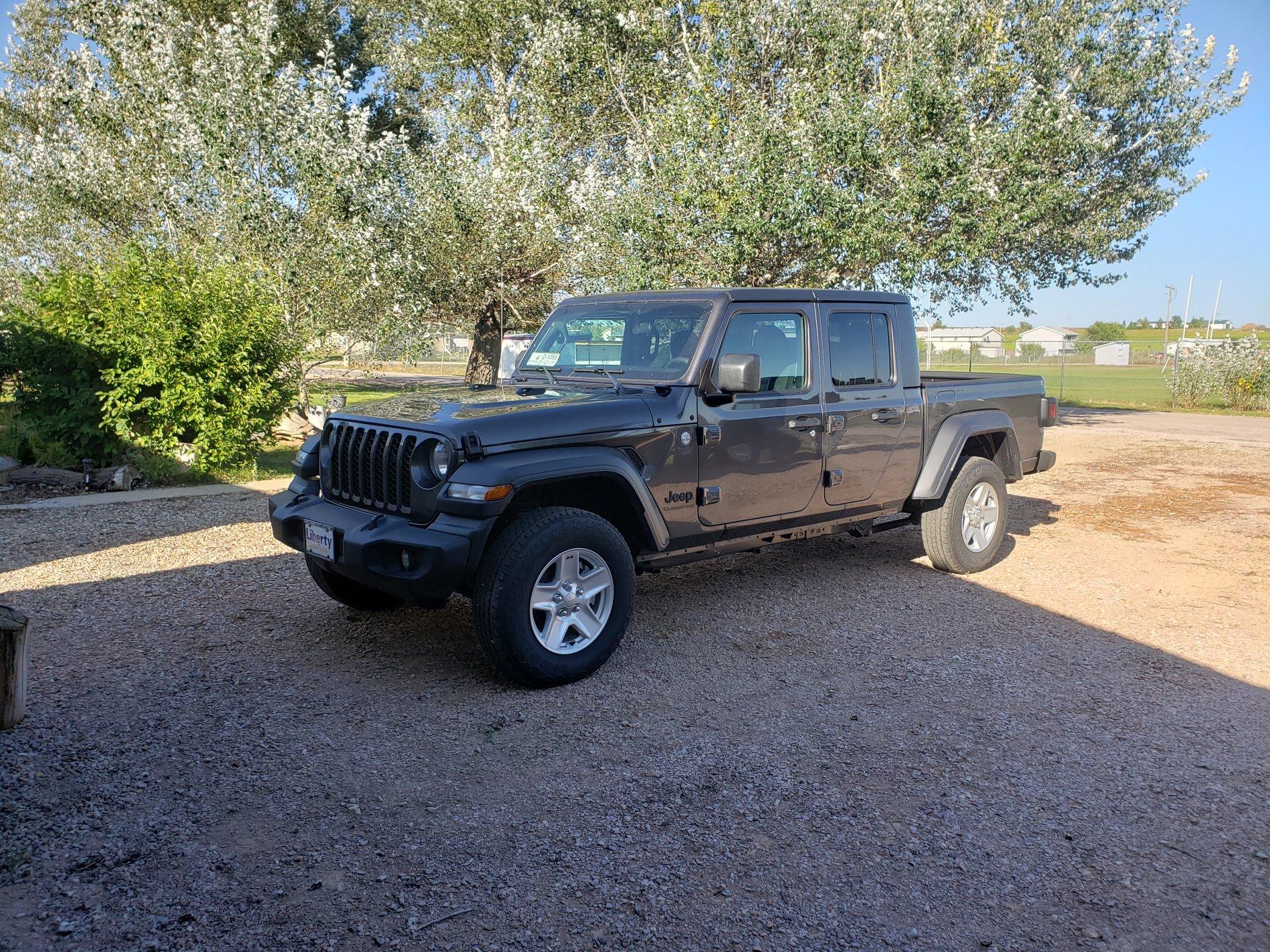Jeep Gladiator Took Delivery of Your JT? Sign in Here! 20190915_162804