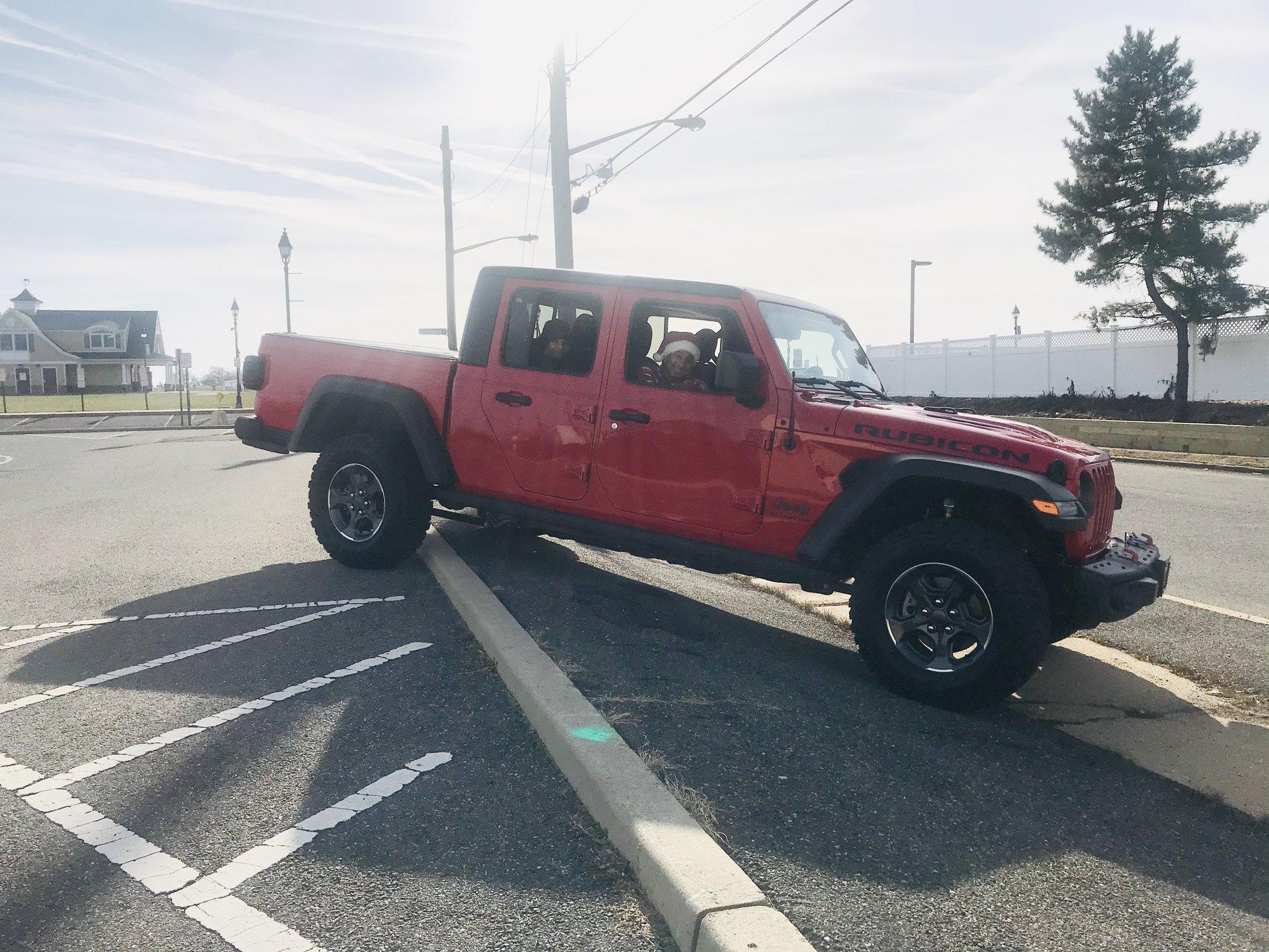 Jeep Gladiator Took Delivery of Your JT? Sign in Here! 79F9564F-57E4-49C2-A0C5-5C90C5CA49E2