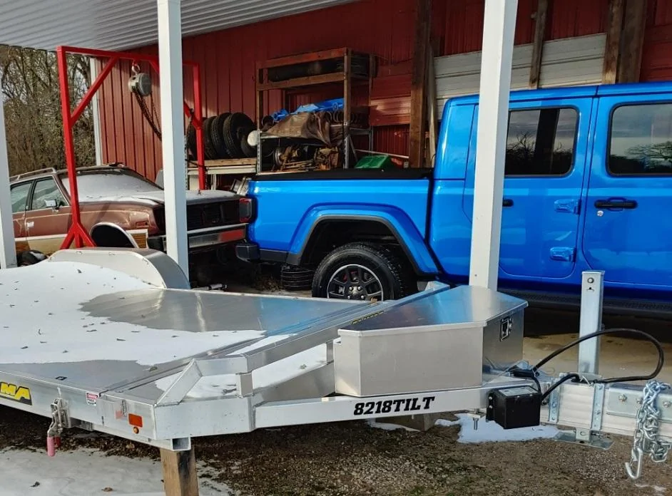 Jeep Gladiator Best setup to help kids get into a Jeep gantry-crane-j