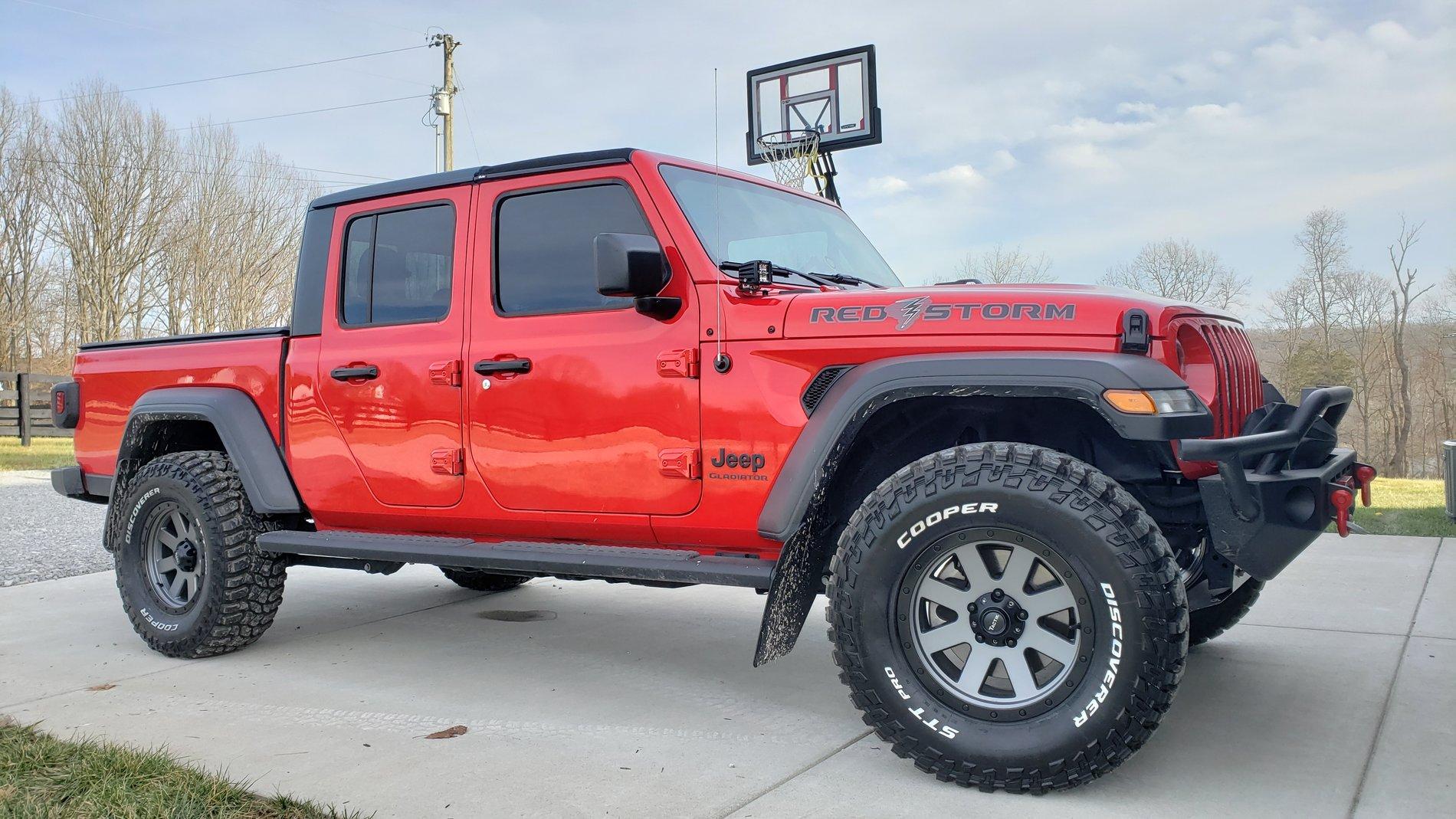 Jeep Gladiator Pictures of 33s and 35s 20191221_145308