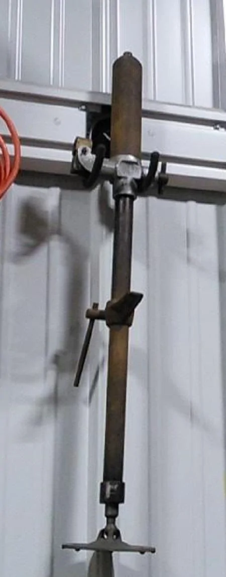 Jeep Gladiator Mounting hi-lift jack on the hood vs truck bed antique-hydraulic-jack