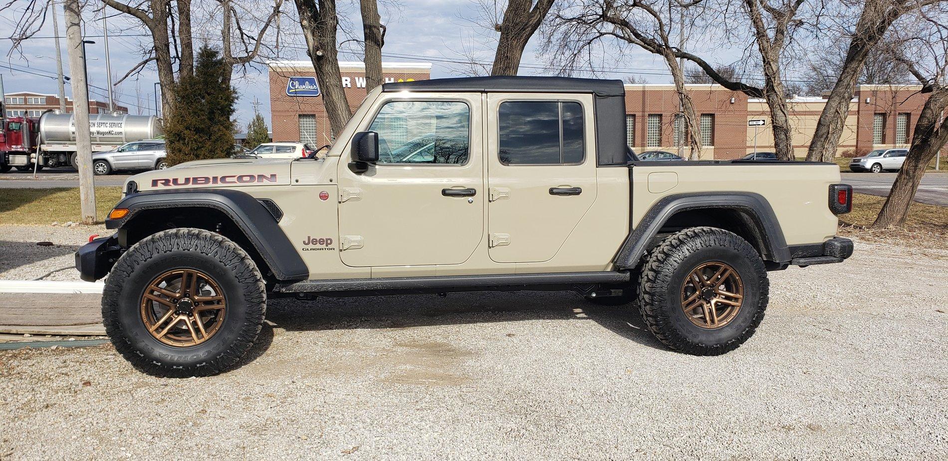 Jeep Gladiator Where are my future Gobis 20191227_120306