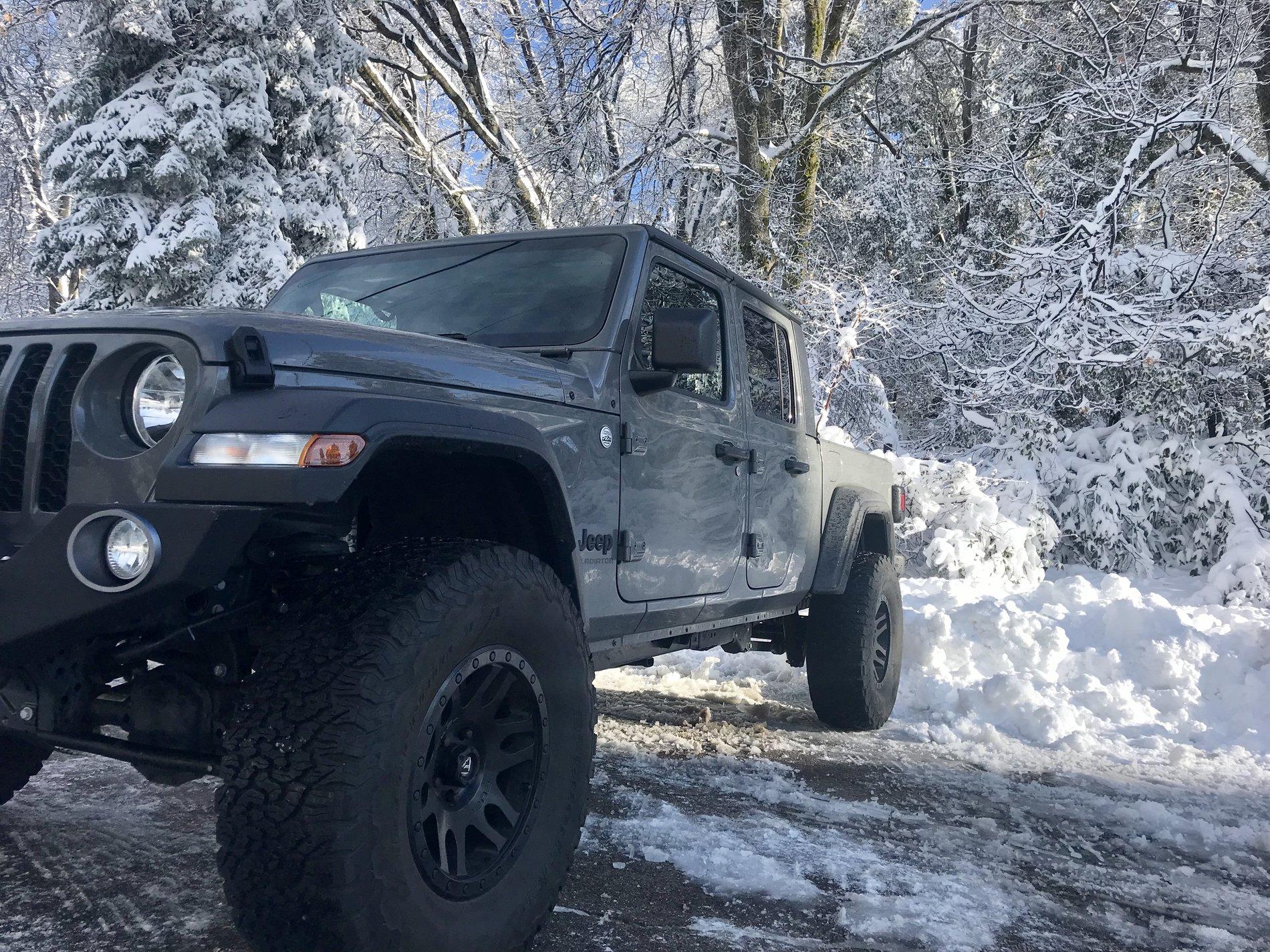 Jeep Gladiator What did you do WITH your Gladiator today? 202484EA-69FD-4AB1-8820-2240CA272A62