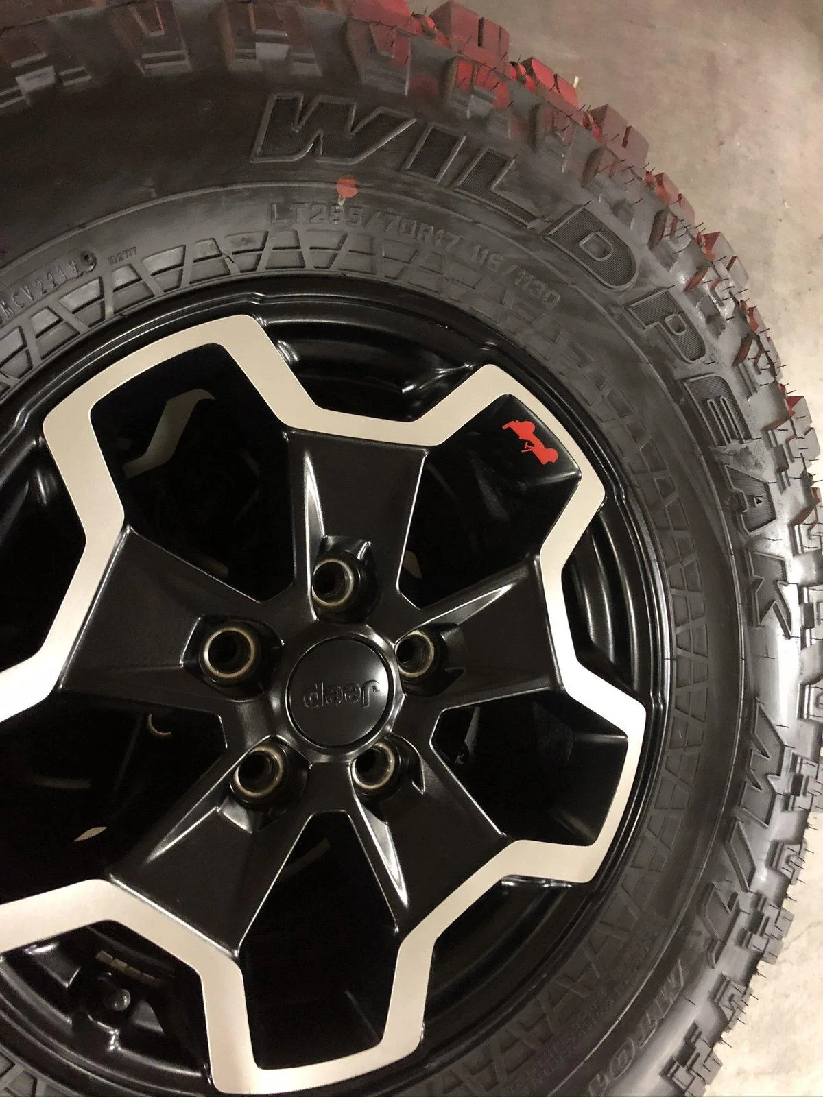 Jeep Gladiator 5 Rubicon MT tires on the upgraded wheels E1000327-4A18-4768-923D-33D1D3D4D057