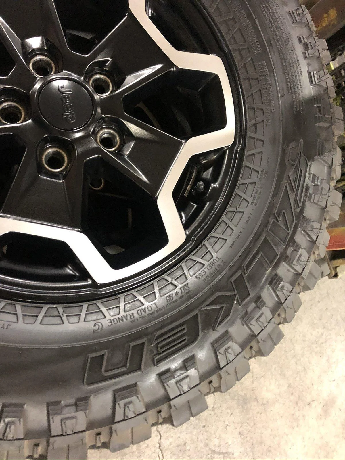 Jeep Gladiator 5 Rubicon MT tires on the upgraded wheels 40C77E2E-24AE-4E63-BAEF-A6783E9AD9DB
