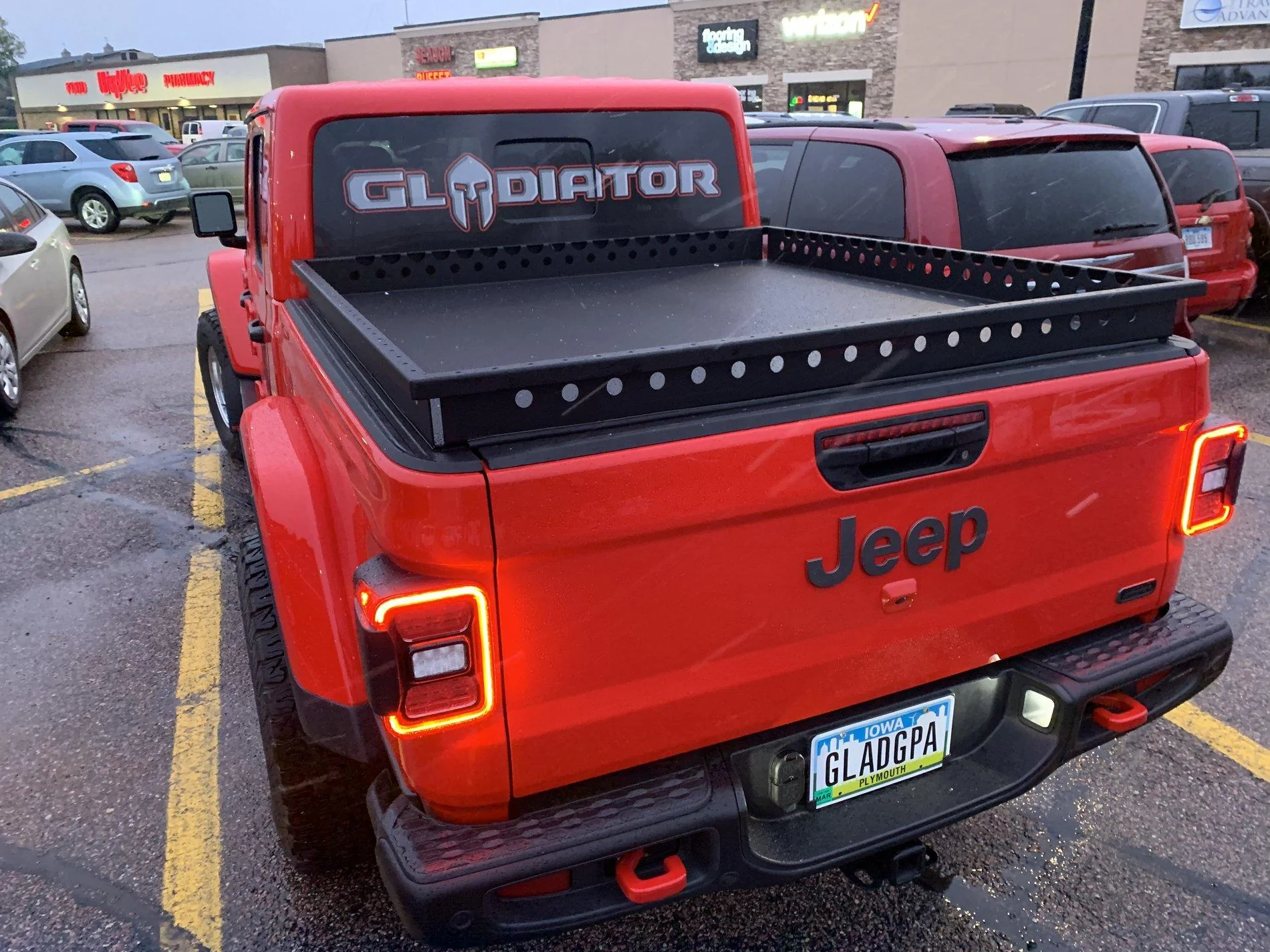 Jeep Gladiator Decked storage system installed 1C4942D6-2C9E-41DB-A242-B0DFAE331013
