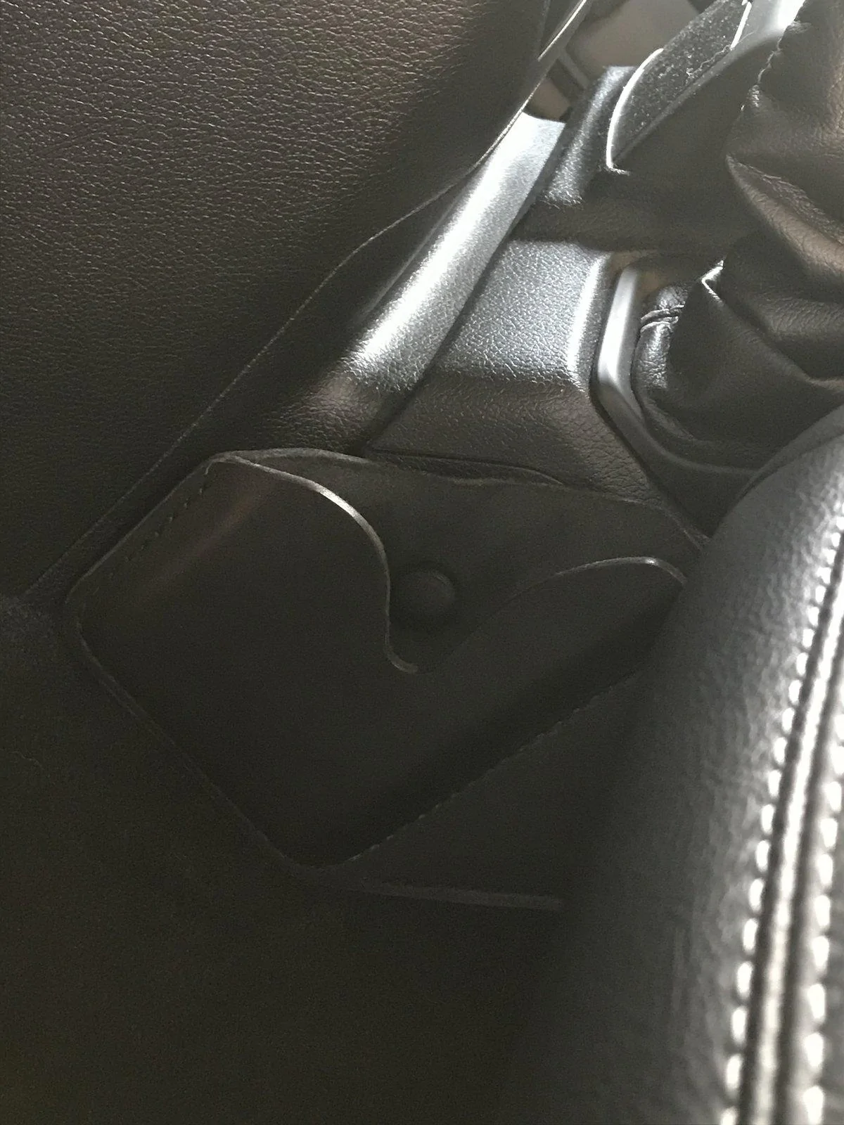 Jeep Gladiator Phone Solutions B75BA081-760A-4B19-B3FA-D44539E281B0