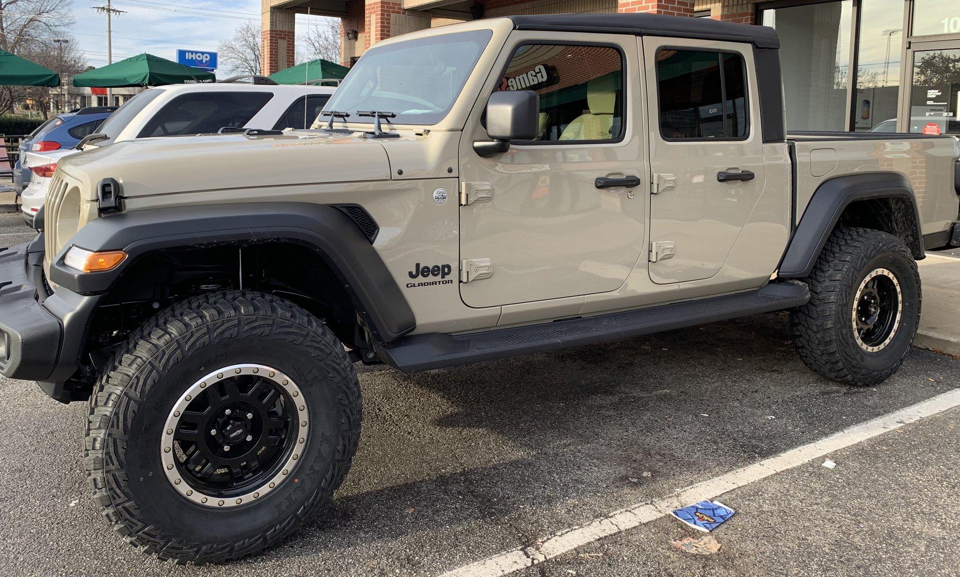 Jeep Gladiator 3.5" Lift On 35's CDD6422C-4D50-46C0-99F4-9B4D347BDE98