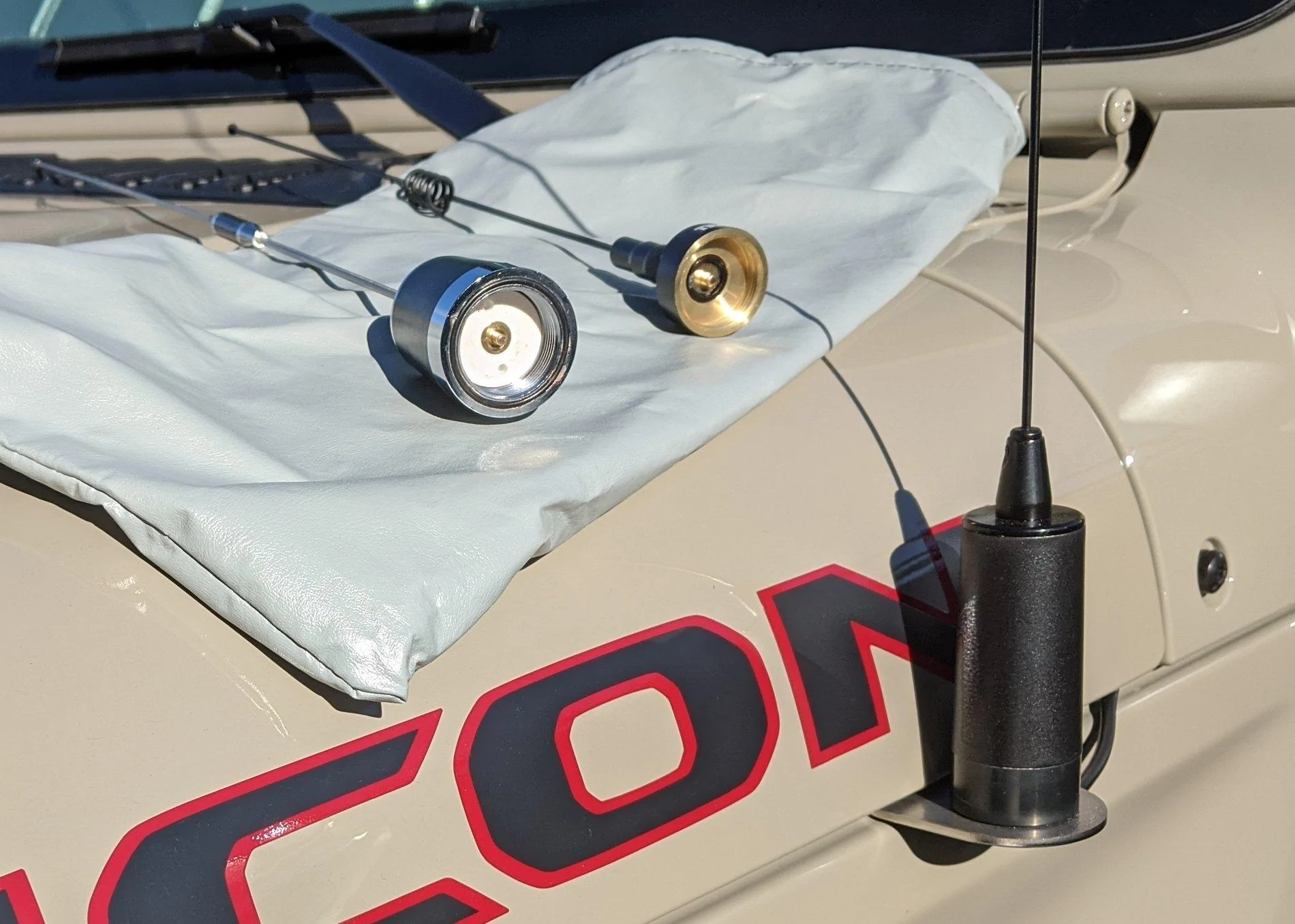 Jeep Gladiator Convince Me I'm Nuts:  Access Thru Firewall Gladiator, Dec 19, CP_140959, Antenna Comparison