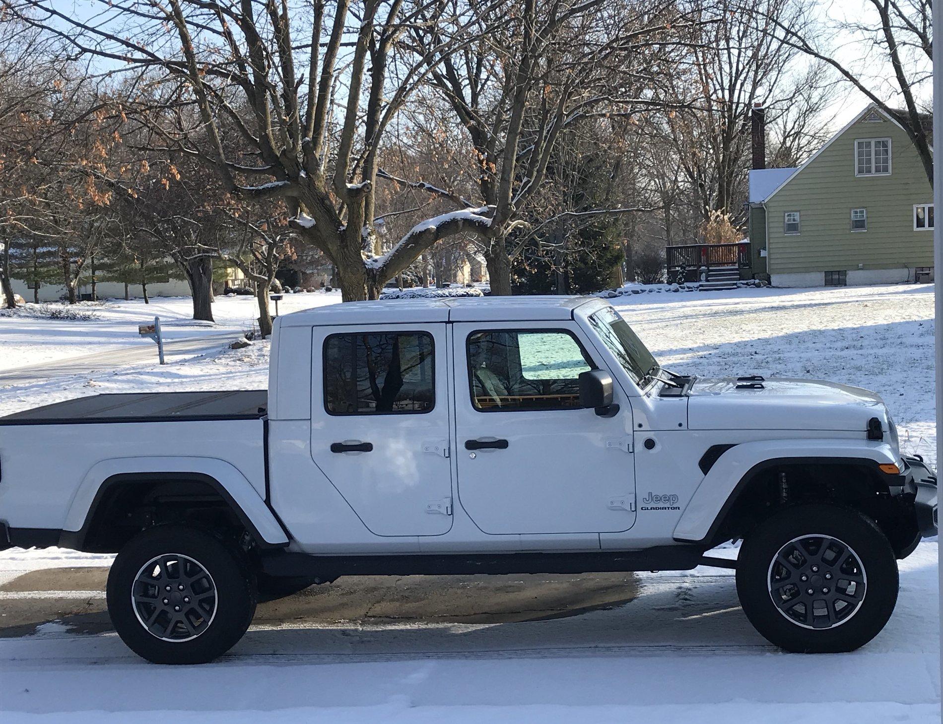 Jeep Gladiator Not seeing any overland pictures glad