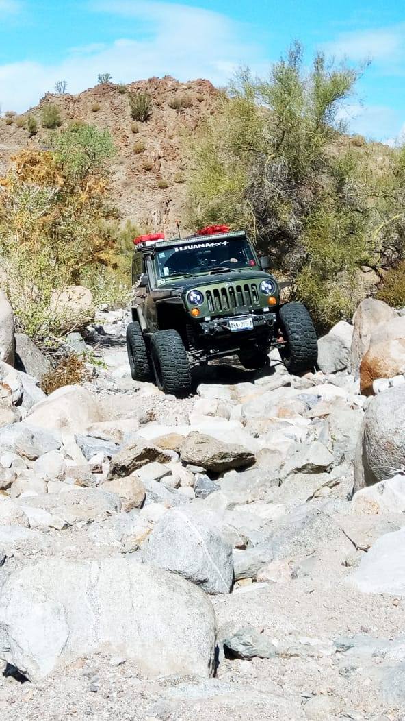 Jeep Gladiator Evo Mfg 2.5" Overland Lift Installation ULtHBd1
