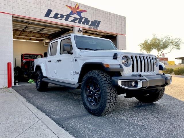 Jeep Gladiator Gladiator Launch Edition Wheels & Tires - set of 4 - Like Brand New 23A6C3E3-DD5C-4E3B-AC97-C4AD351F716A