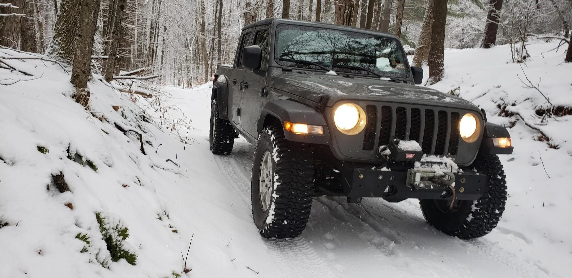 Jeep Gladiator Invictus Off Road Build 9arbXVT0eQFQKhwtrjkfP3DjAU9HaRCDJaVBtIq4_oq4y1d_6n33z_jpRRv3n8rex4UTVWfYxpEjQXZ1MI=w1850-h899