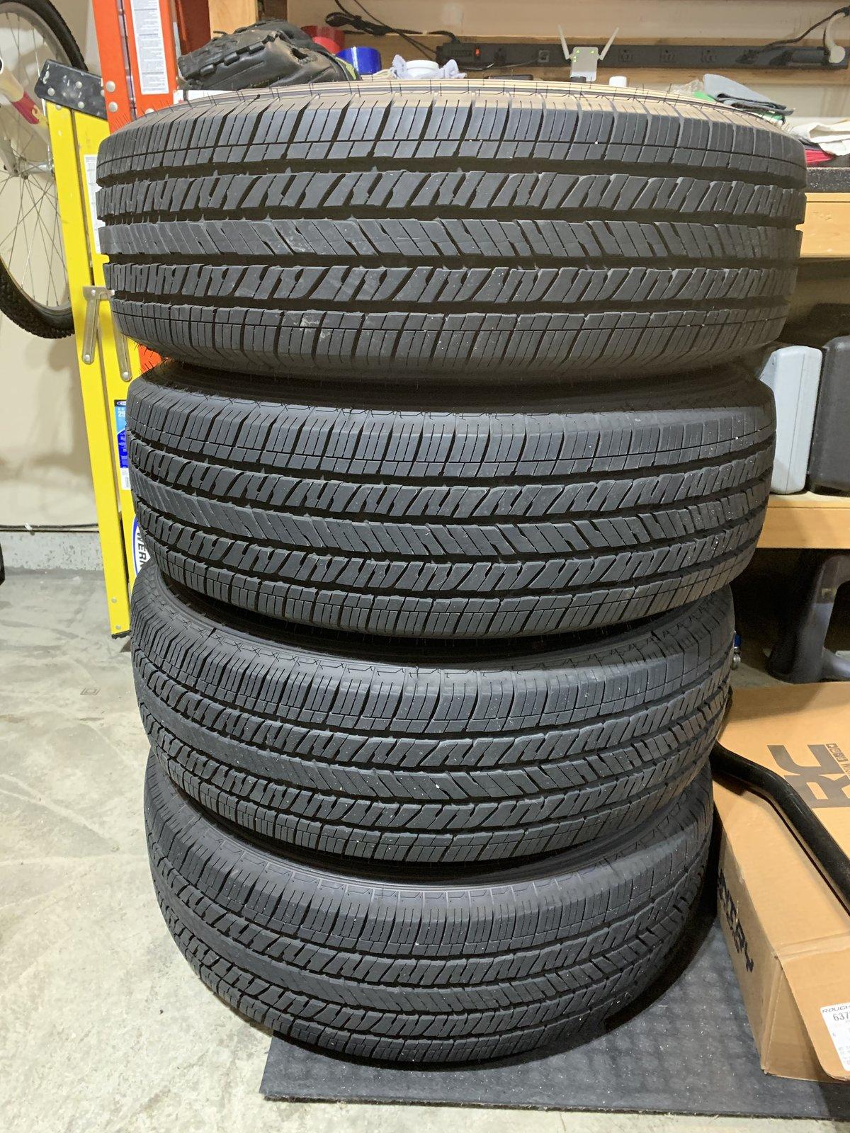 Jeep Gladiator WTS: (4) 2020 Jeep Gladiator Overland 18" OEM Wheels & Tires Gladiator WheelsTires 3